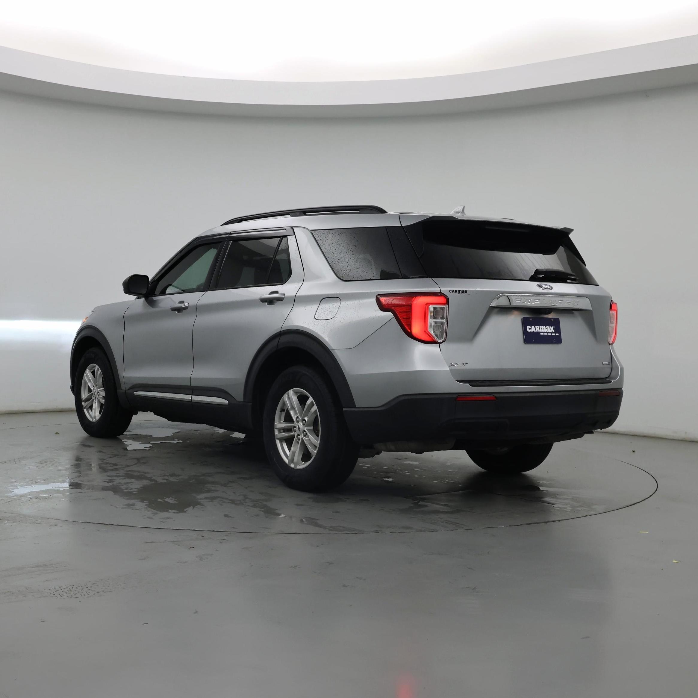Thumbnail: 2020 Ford Explorer - 2