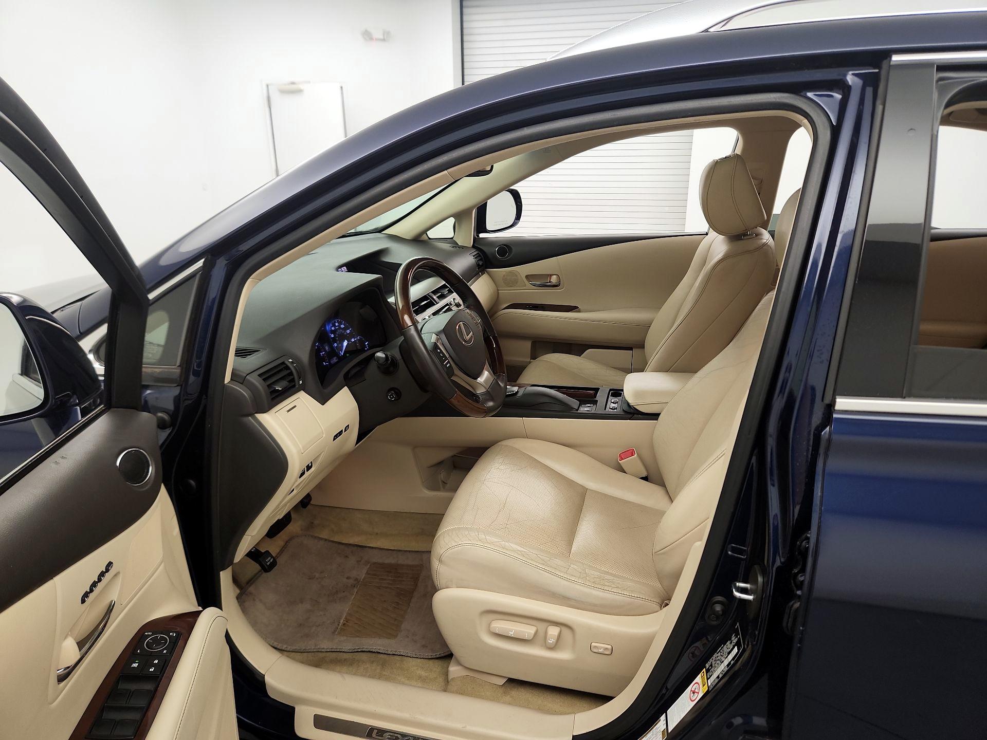 Thumbnail: 2014 Lexus RX - 9