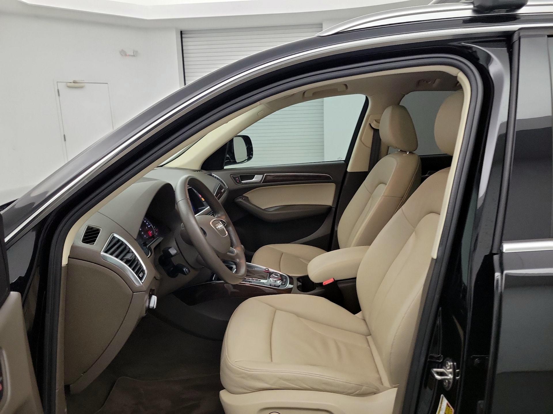 Thumbnail: 2015 Audi Q5 - 9