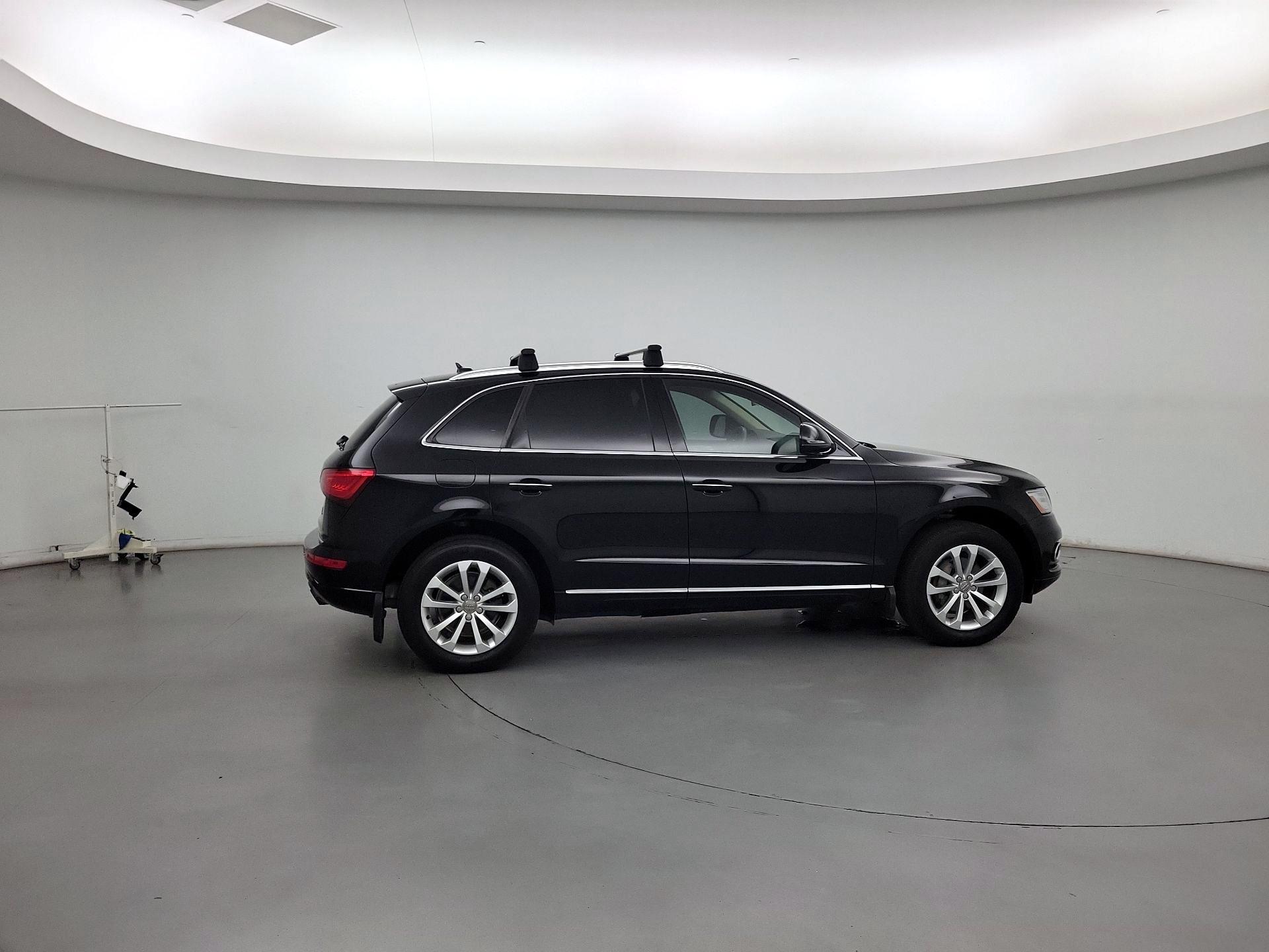 Thumbnail: 2015 Audi Q5 - 4