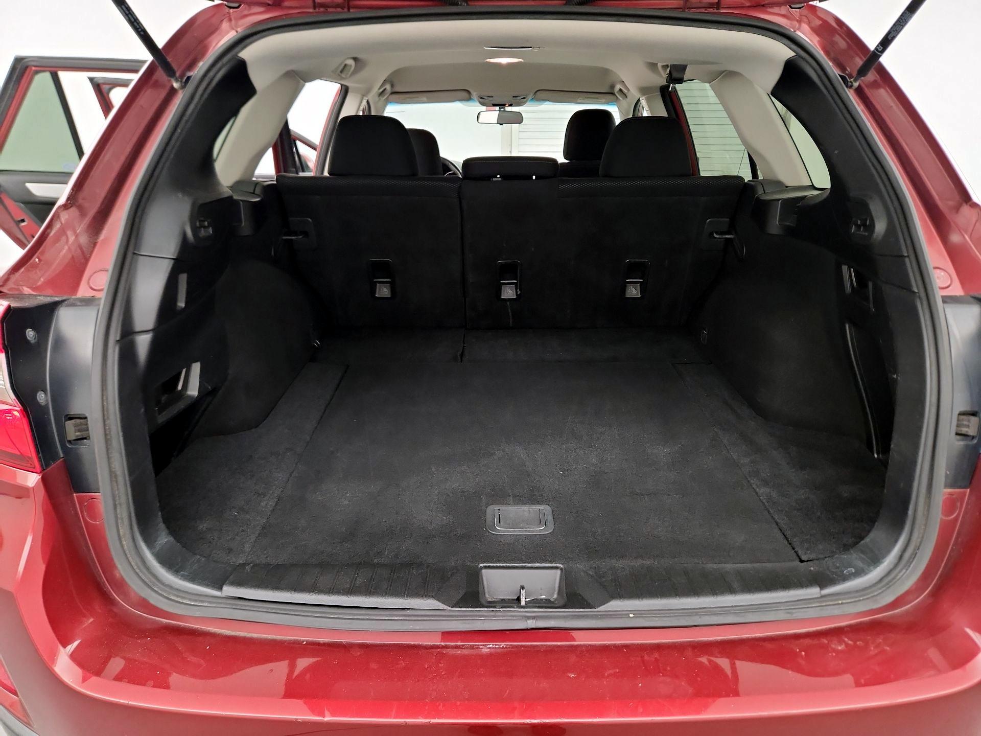 Thumbnail: 2017 Subaru Outback - 18