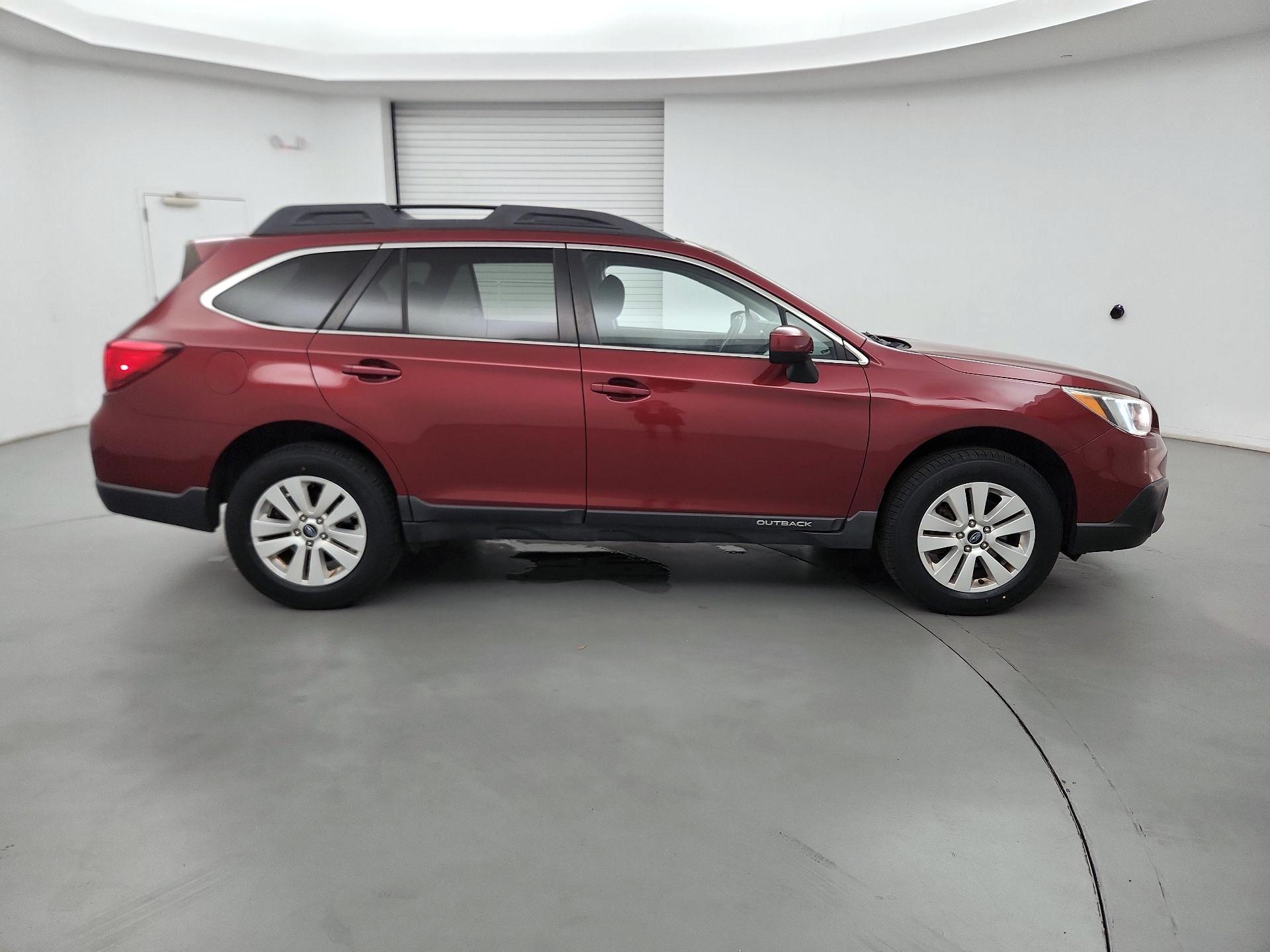 Thumbnail: 2017 Subaru Outback - 4