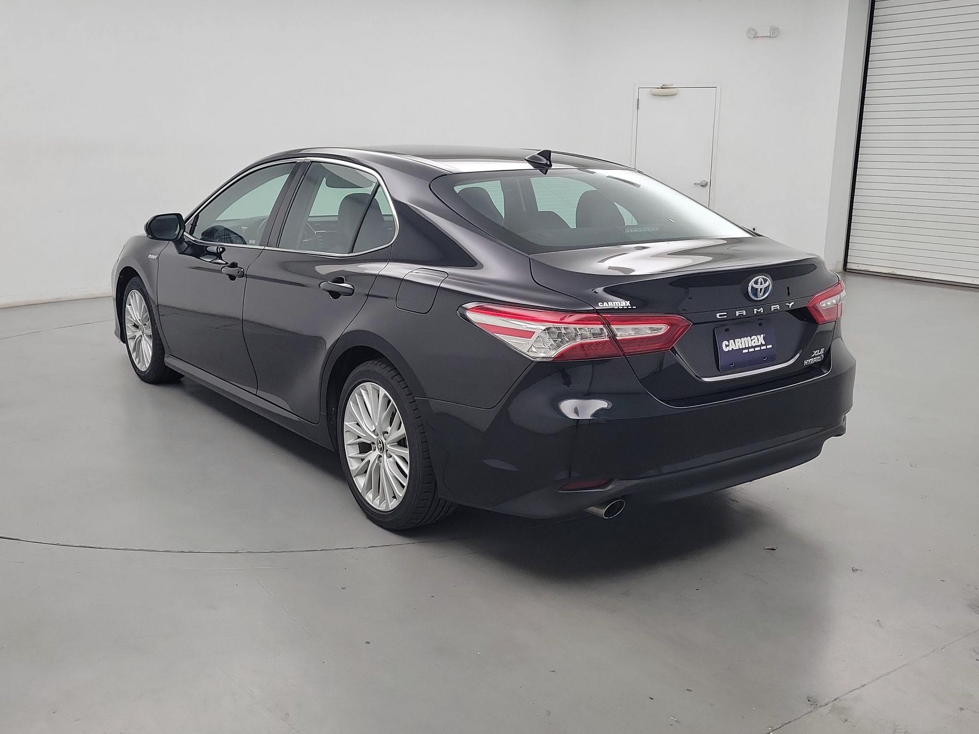 Thumbnail: 2020 Toyota Camry - 7