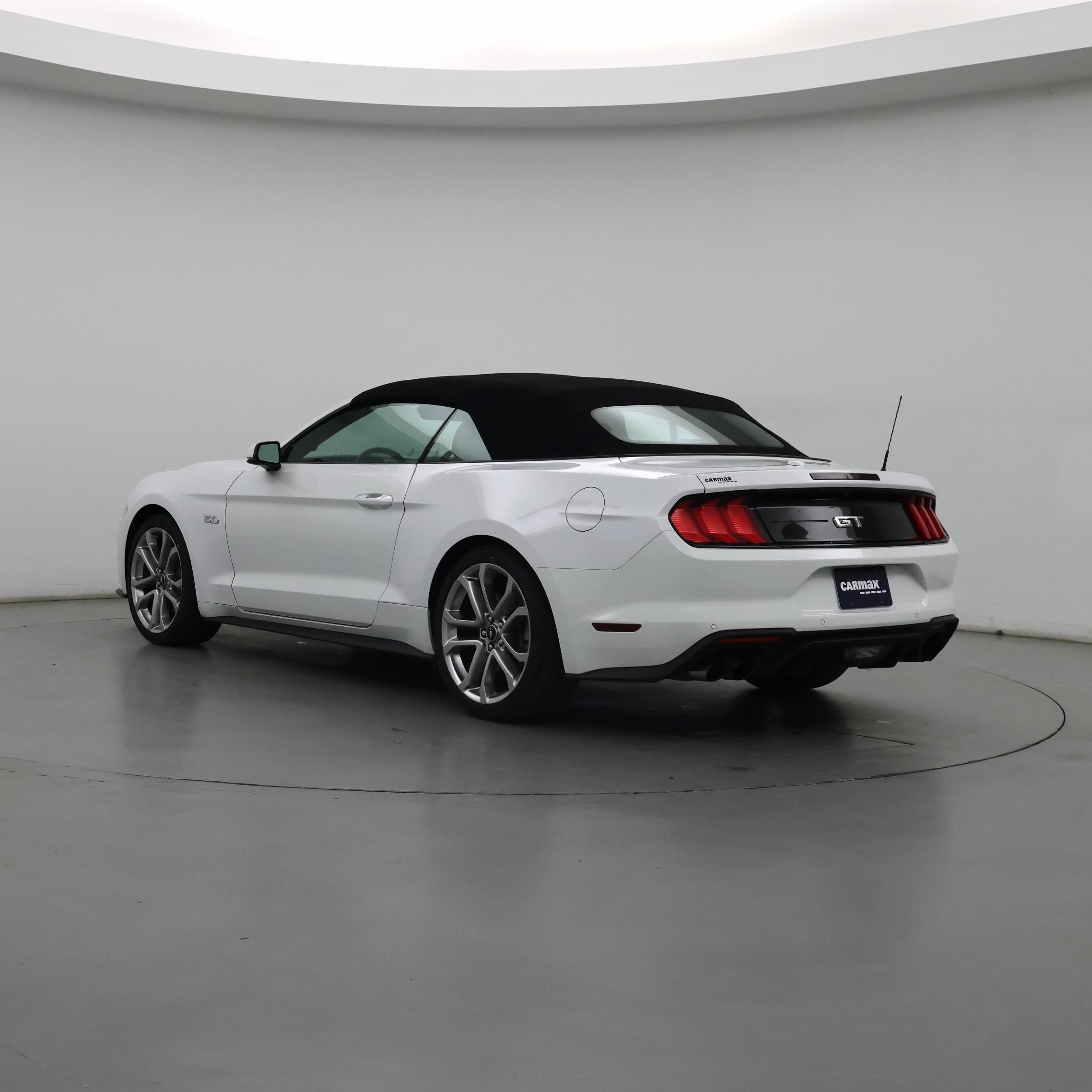 Thumbnail: 2019 Ford Mustang - 2