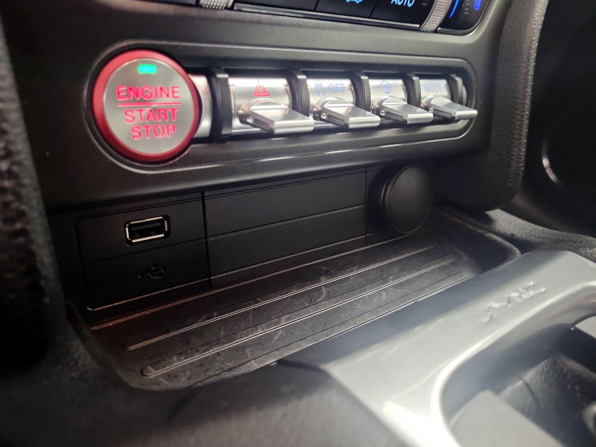 Thumbnail: 2019 Ford Mustang - 19