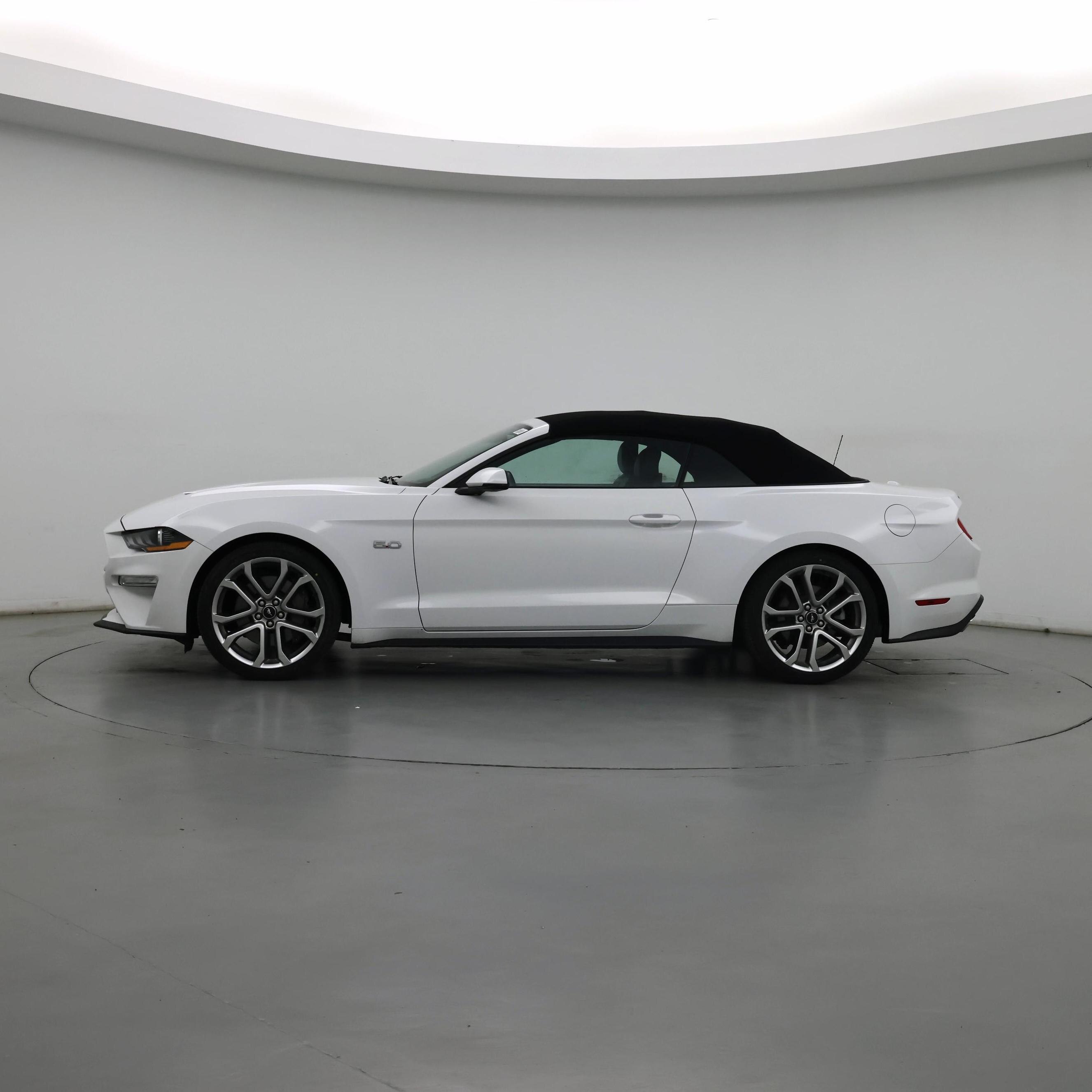 Thumbnail: 2019 Ford Mustang - 3