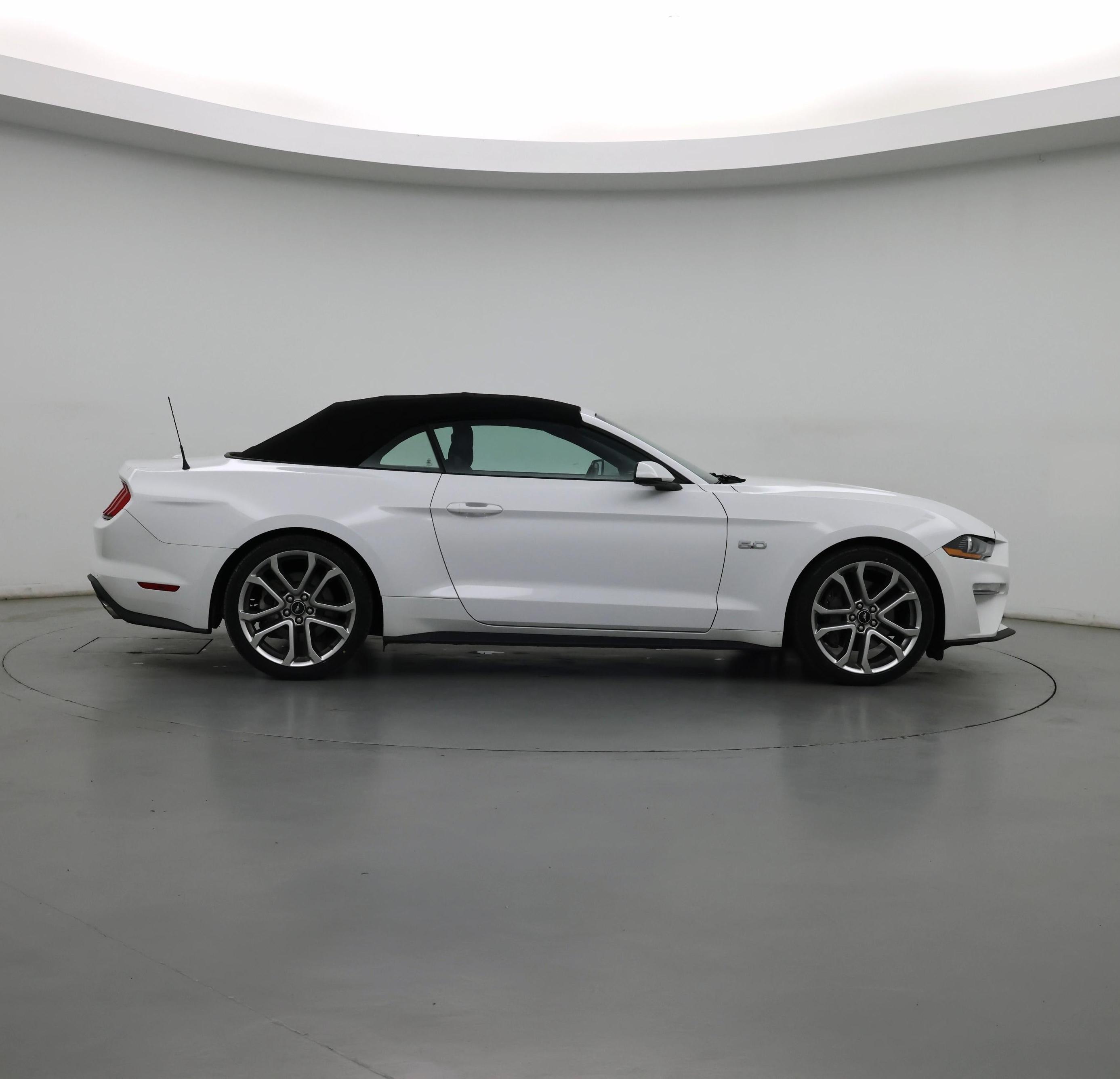 Thumbnail: 2019 Ford Mustang - 7