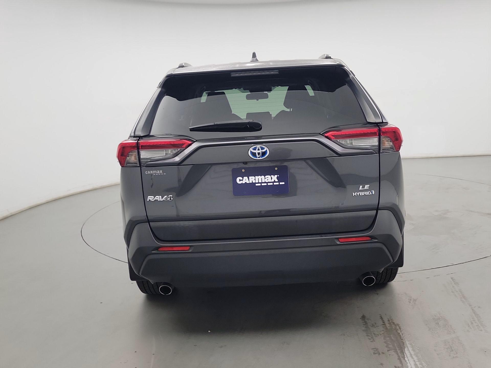 Thumbnail: 2019 Toyota RAV4 - 6