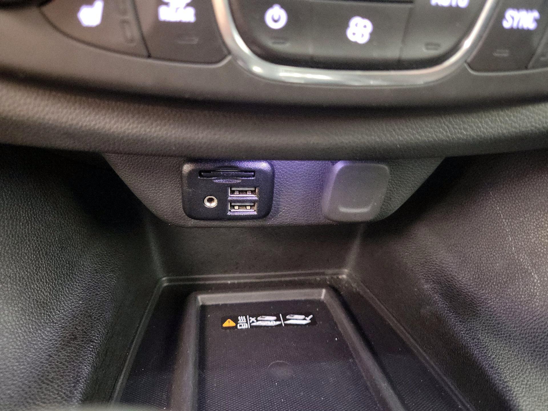 Thumbnail: 2023 Chevrolet Traverse - 19