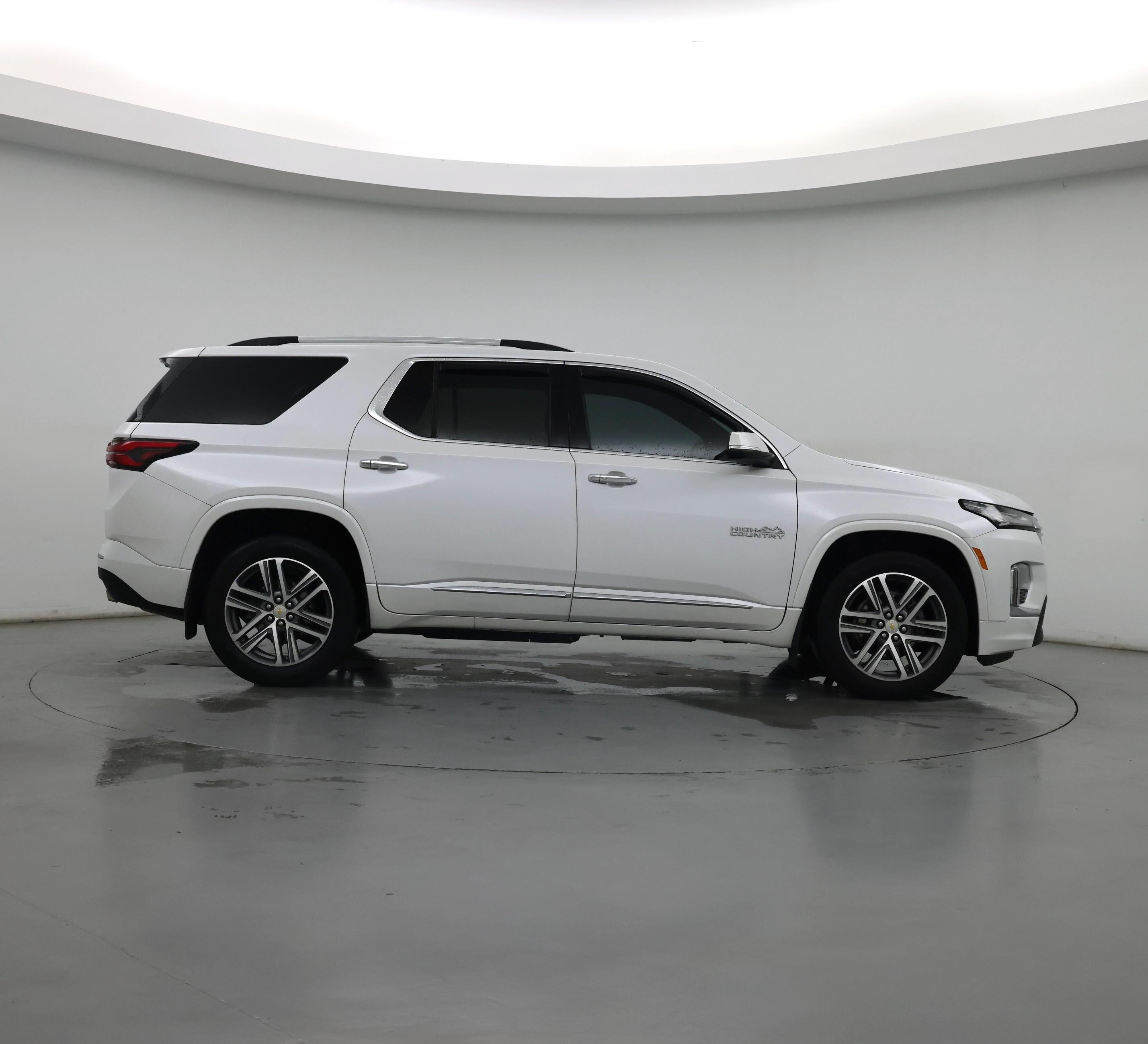 Thumbnail: 2023 Chevrolet Traverse - 7