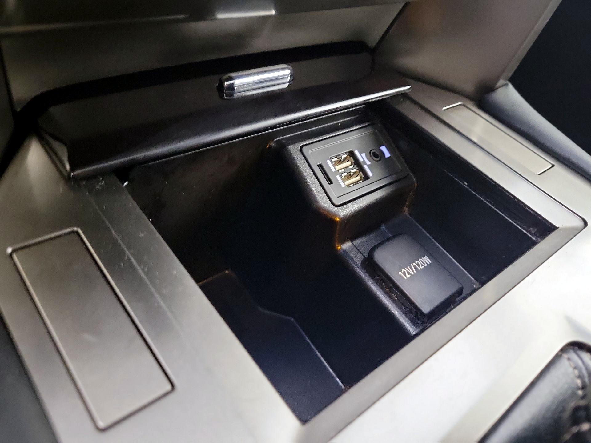 Thumbnail: 2014 Lexus GX - 19