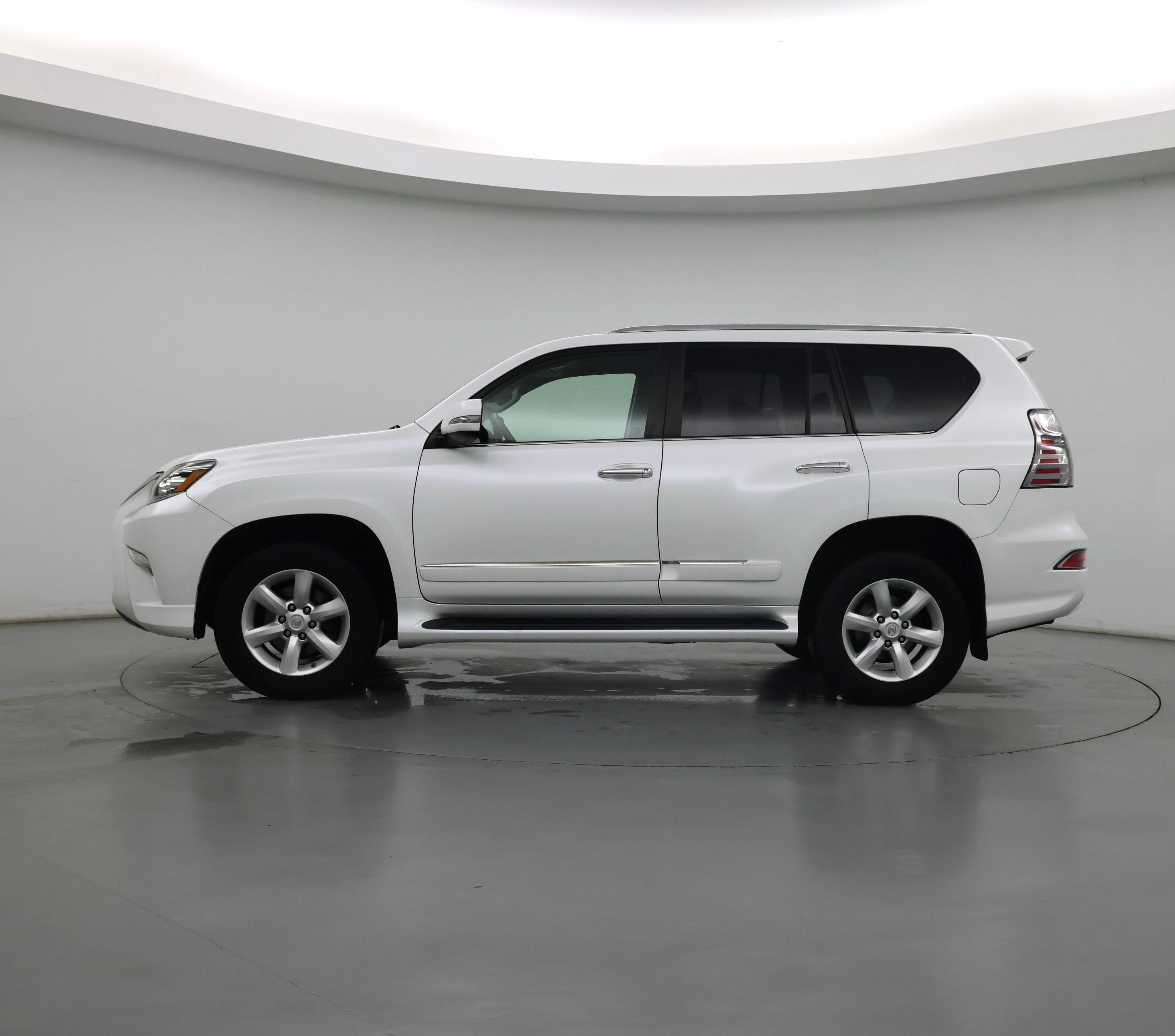 Thumbnail: 2014 Lexus GX - 3