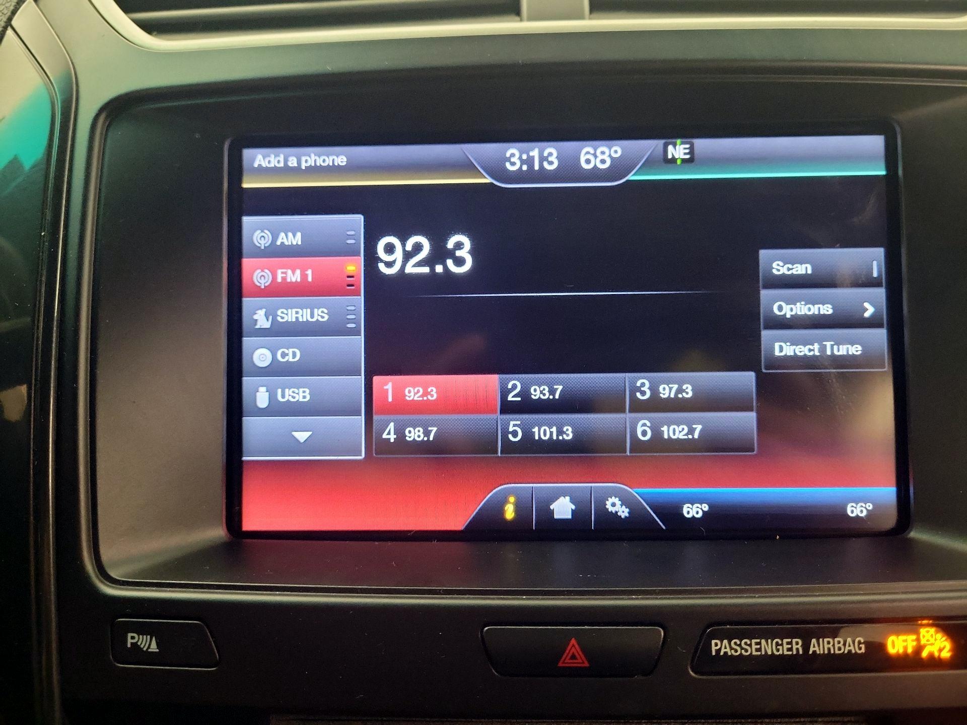 Thumbnail: 2016 Ford Explorer - 15