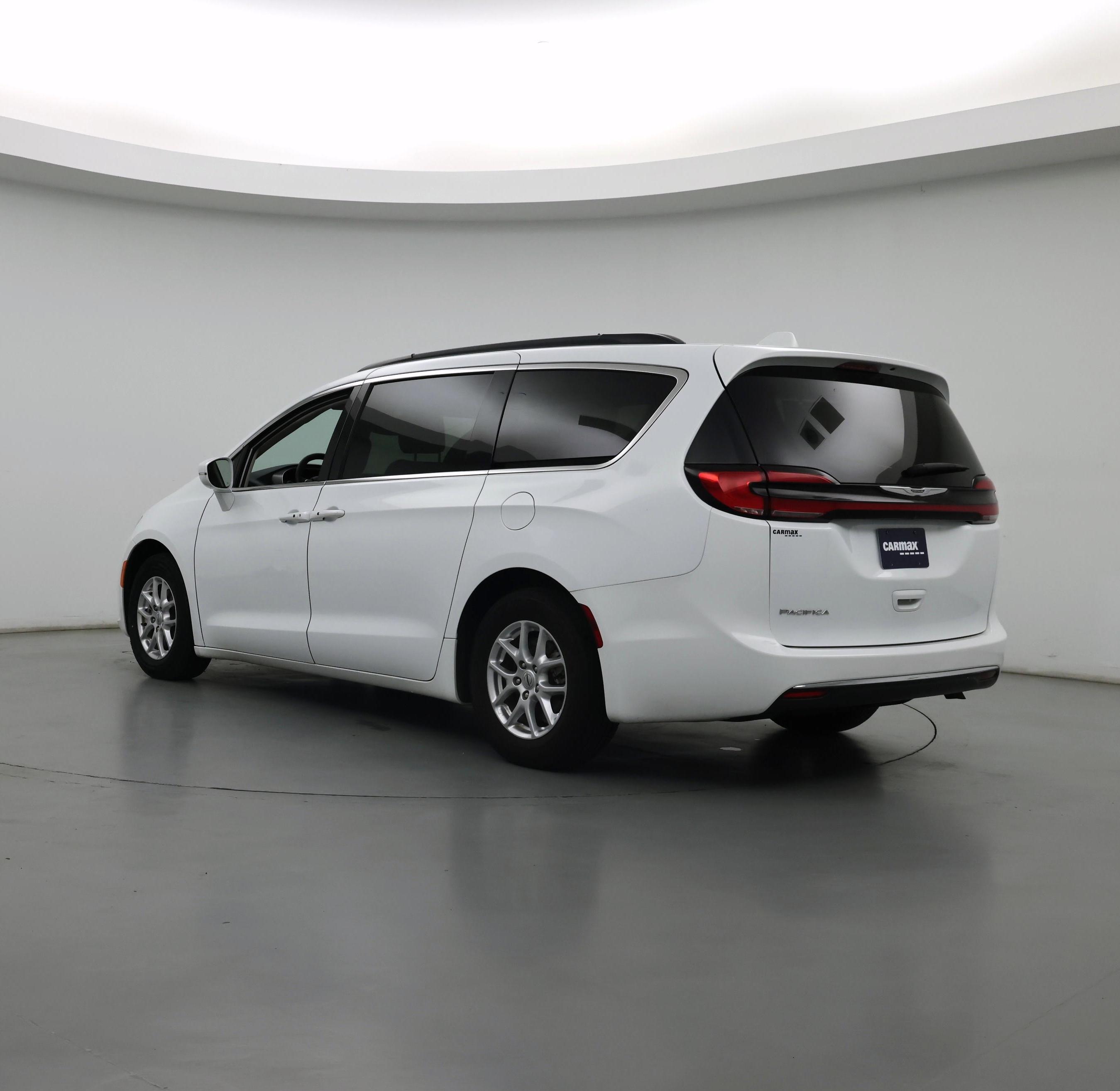 Thumbnail: 2022 Chrysler Pacifica - 2