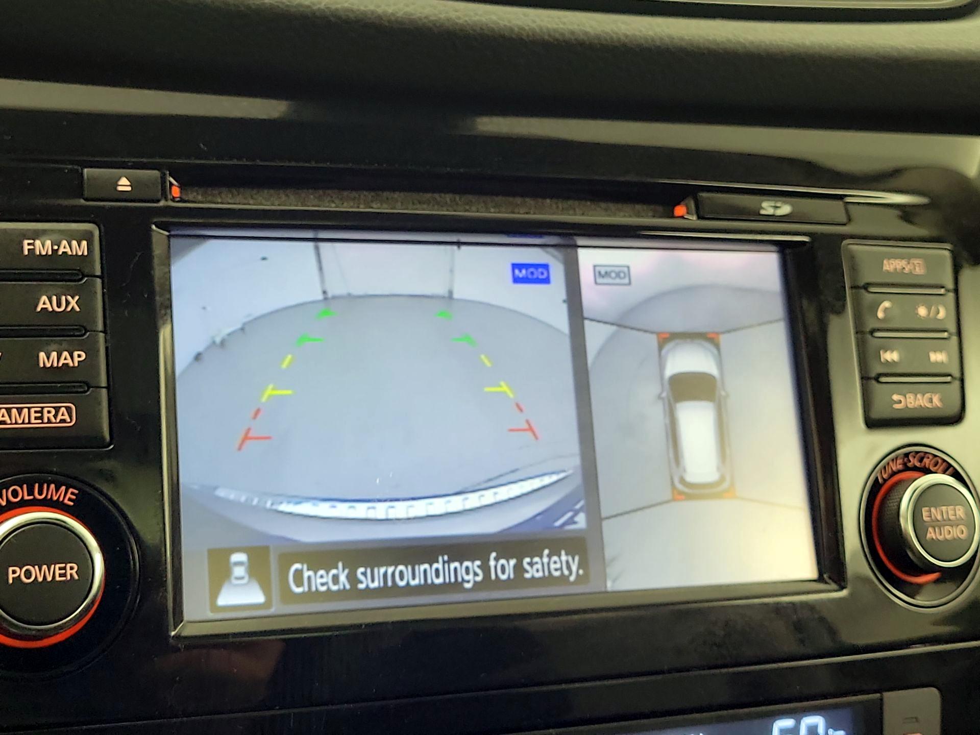 Thumbnail: 2017 Nissan Rogue - 15