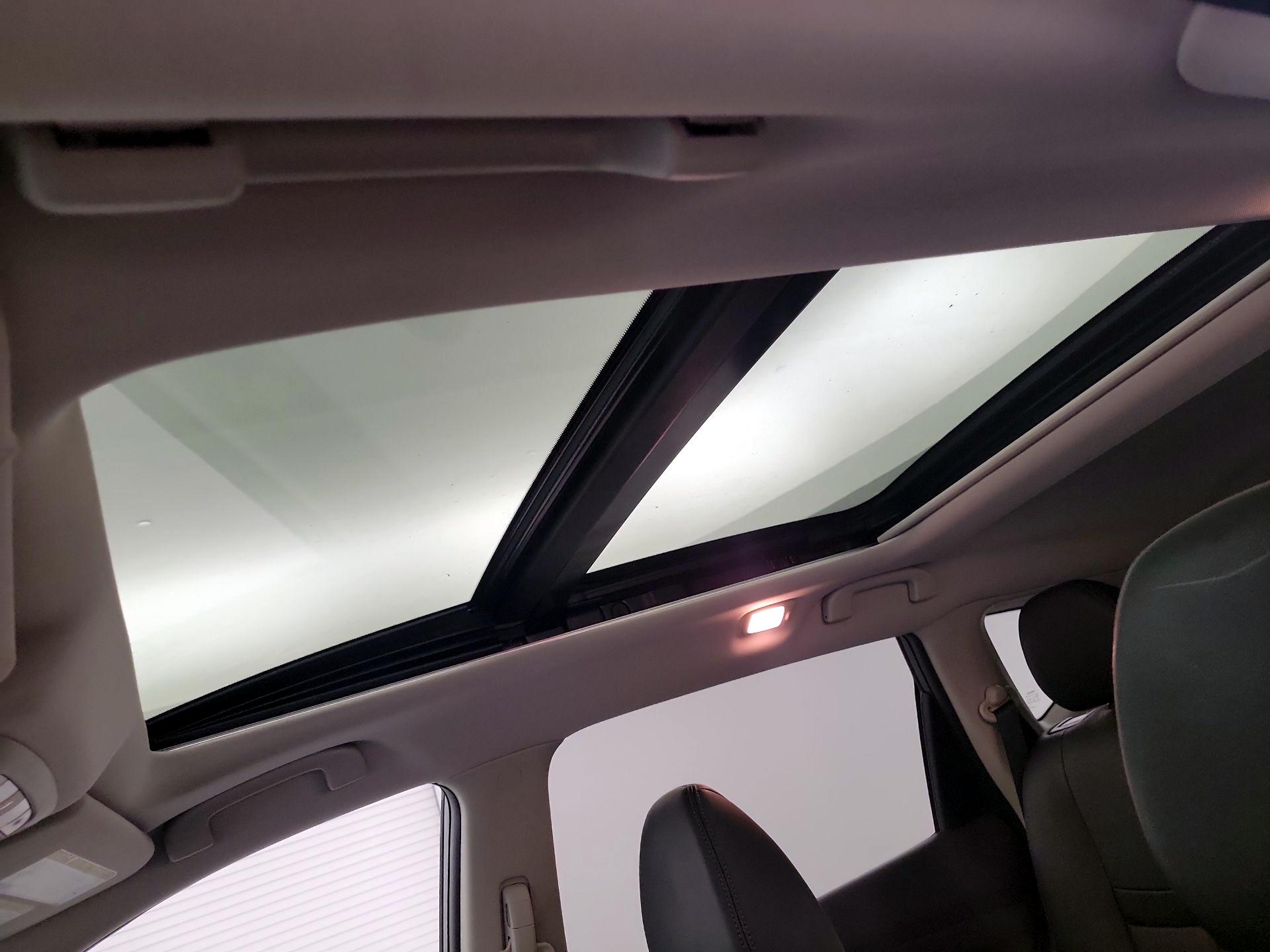 Thumbnail: 2017 Nissan Rogue - 20