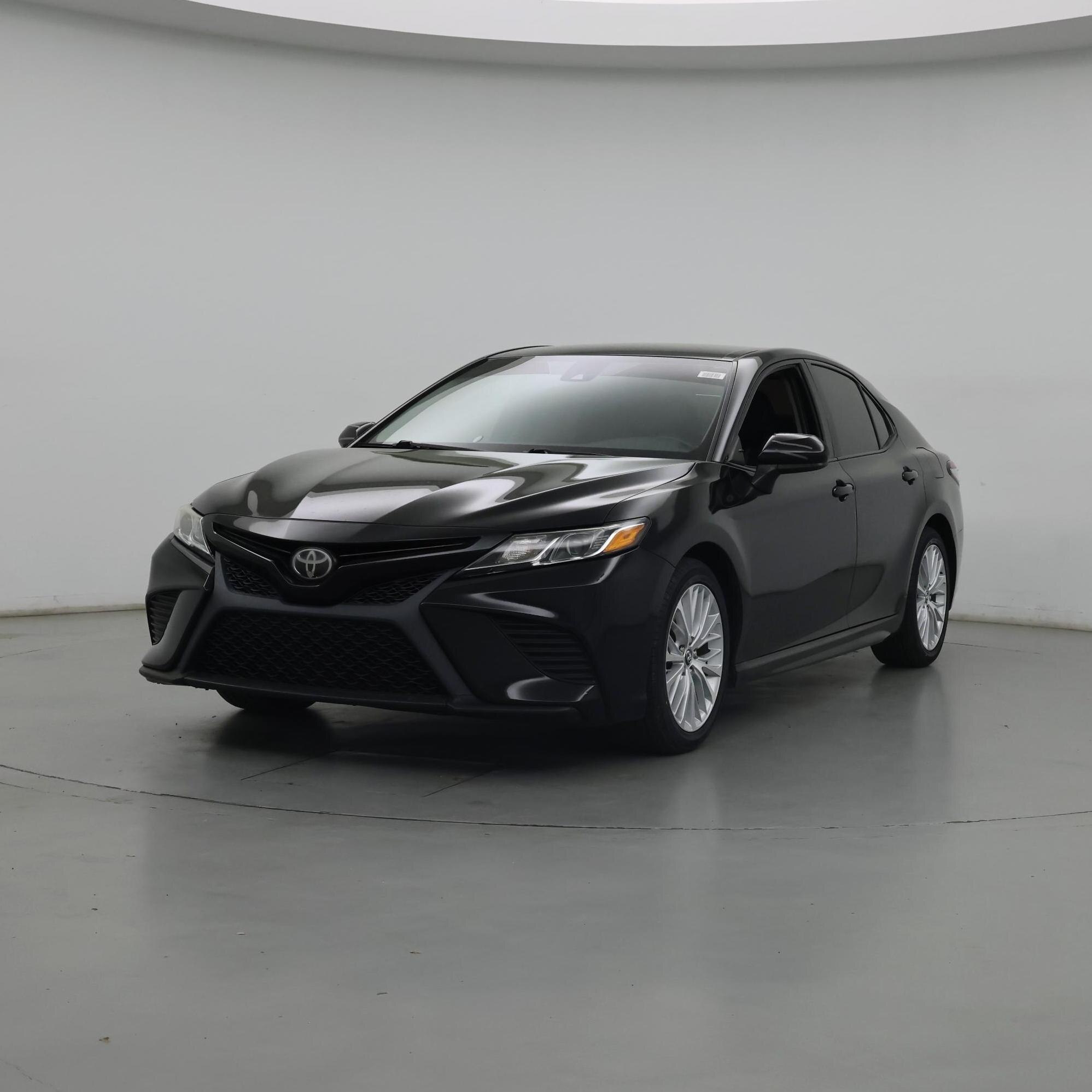 Thumbnail: 2019 Toyota Camry - 4