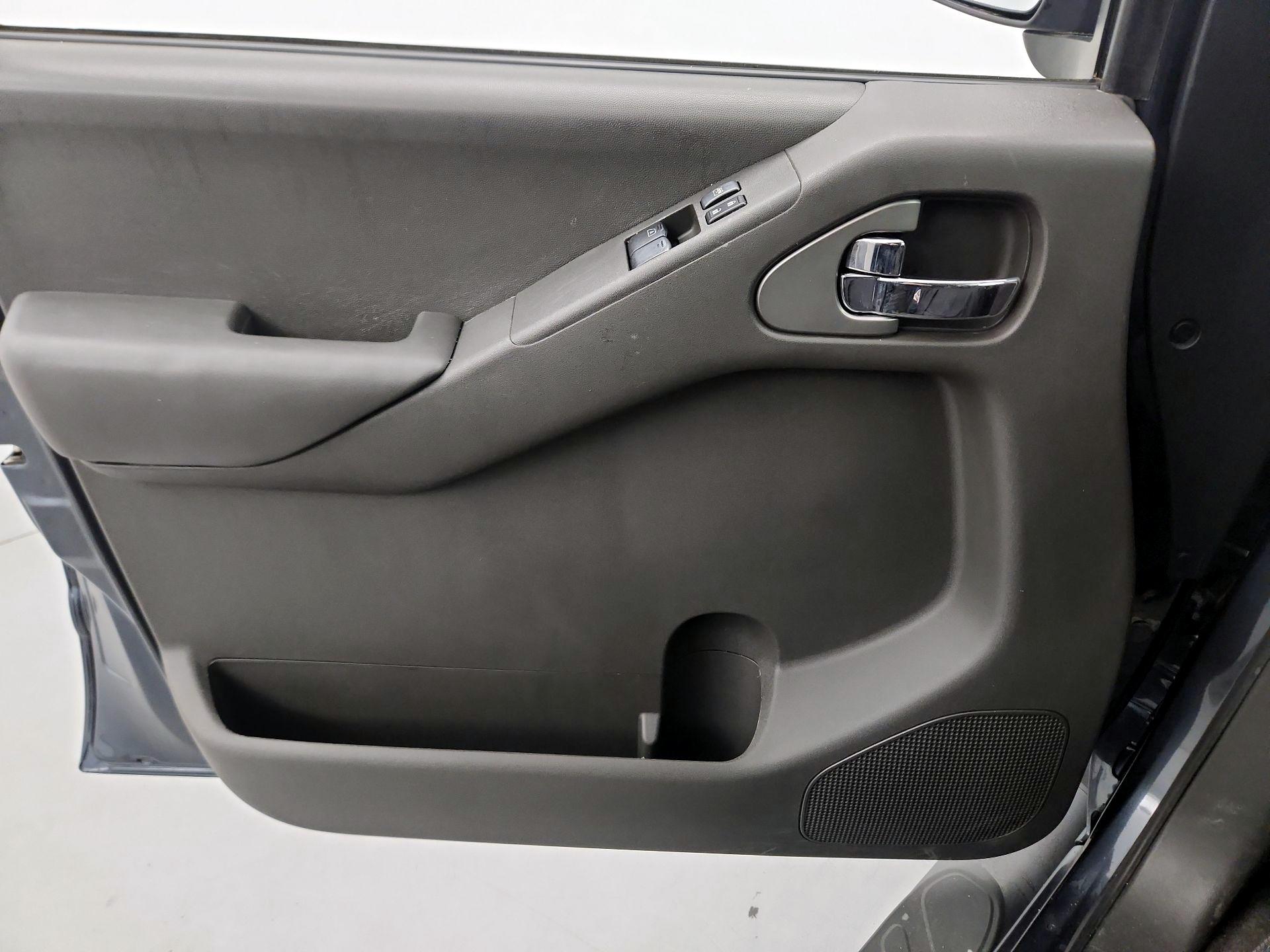 Thumbnail: 2014 Nissan Frontier - 12