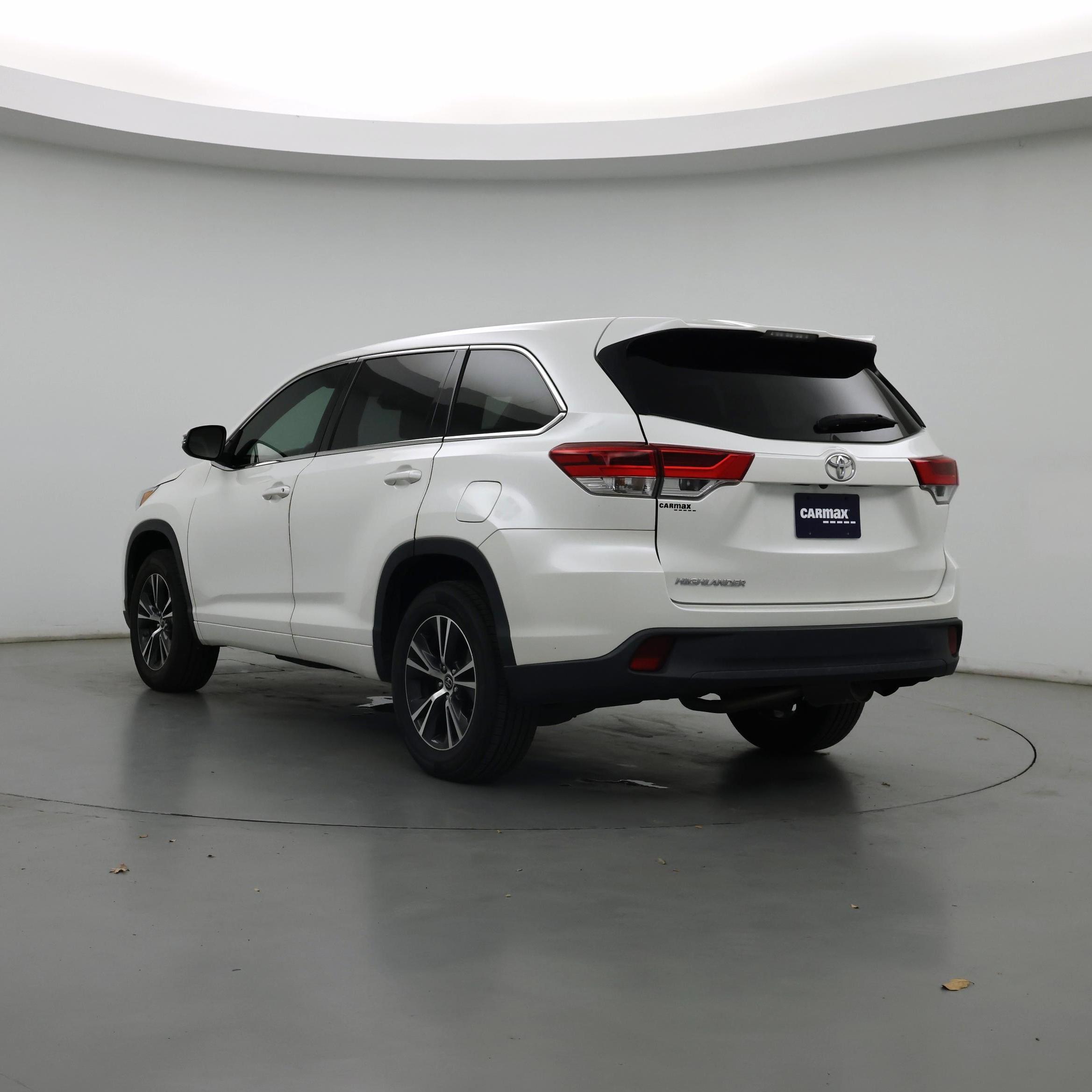 Thumbnail: 2018 Toyota Highlander - 2