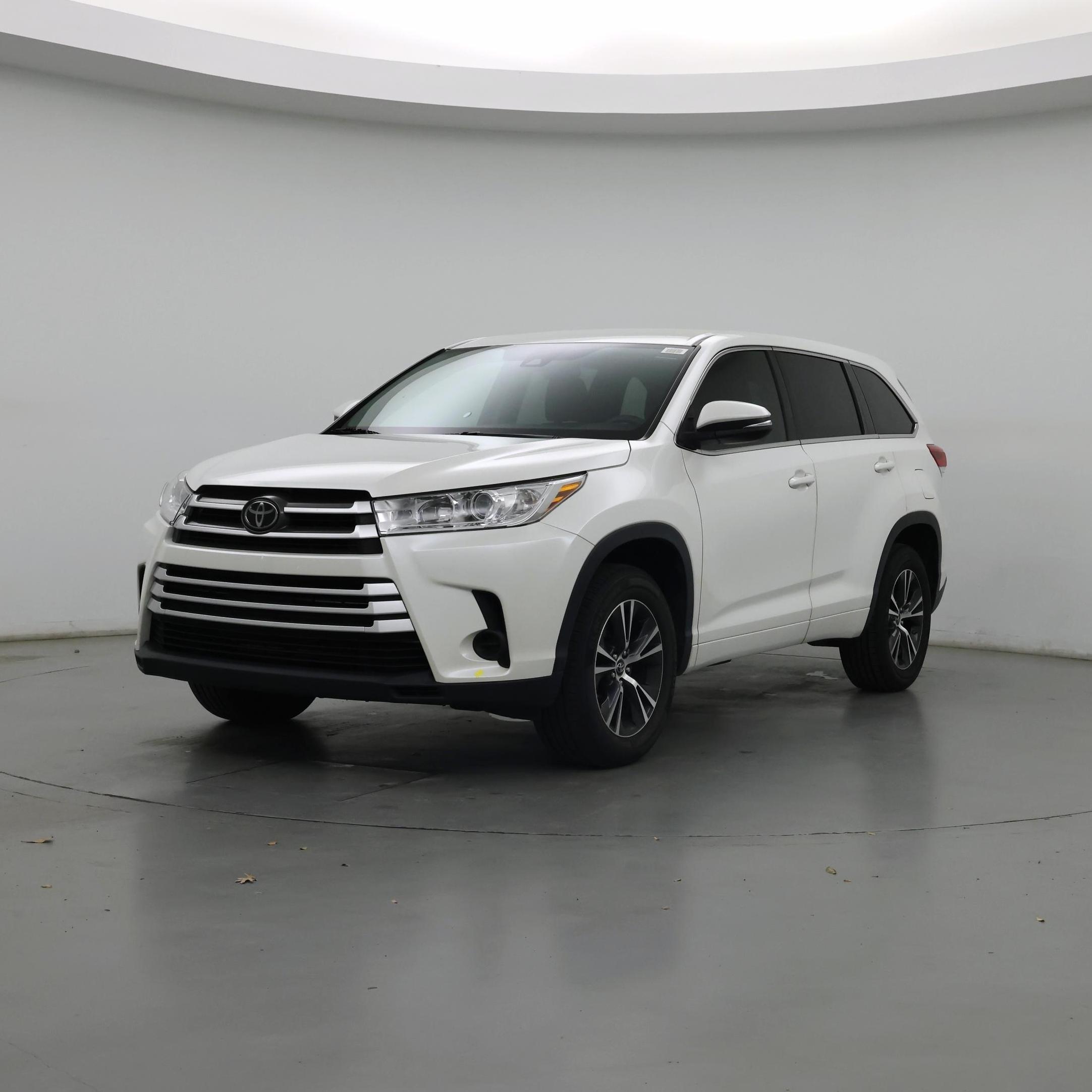 Thumbnail: 2018 Toyota Highlander - 4