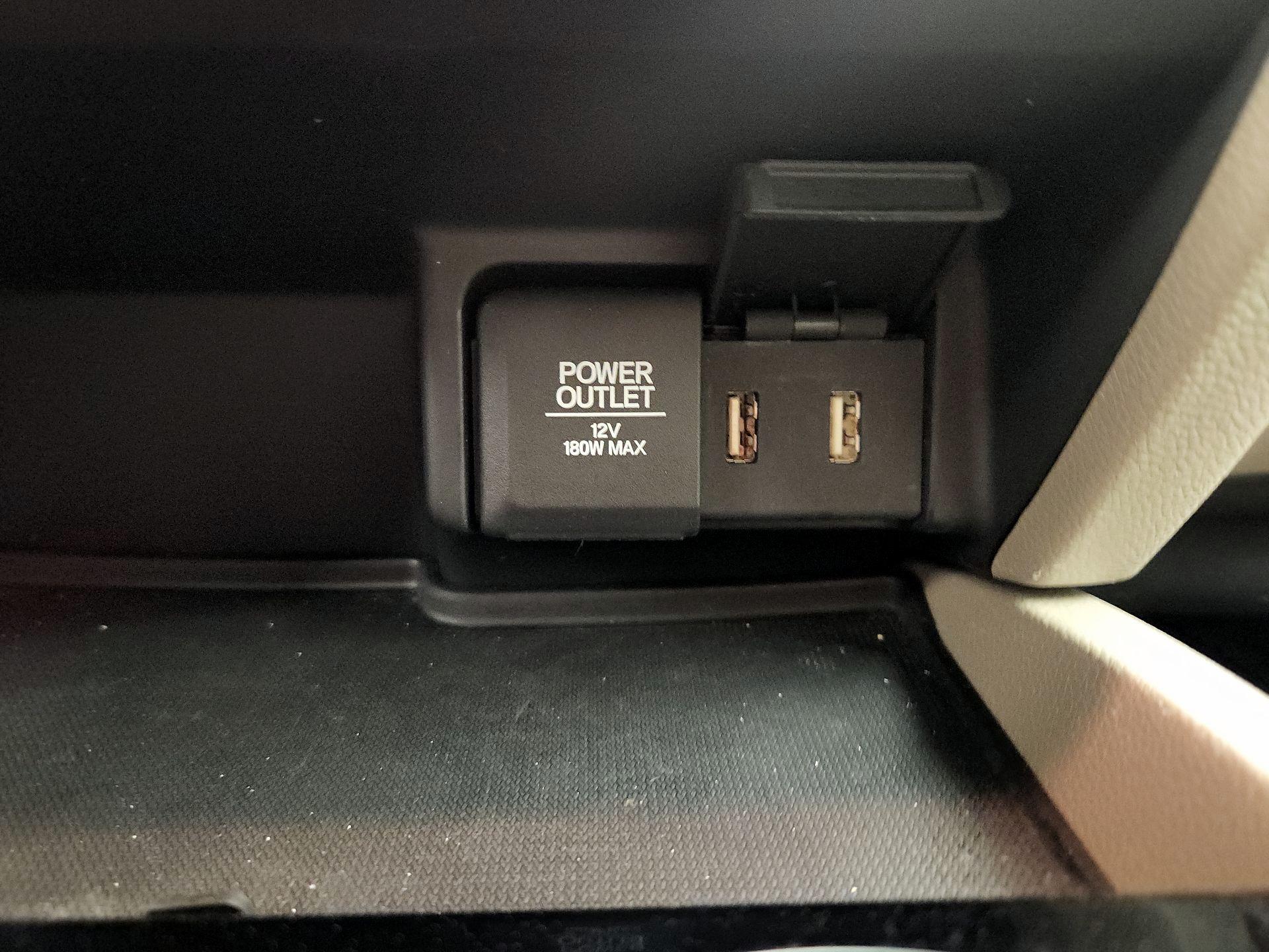 Thumbnail: 2016 Honda Pilot - 19