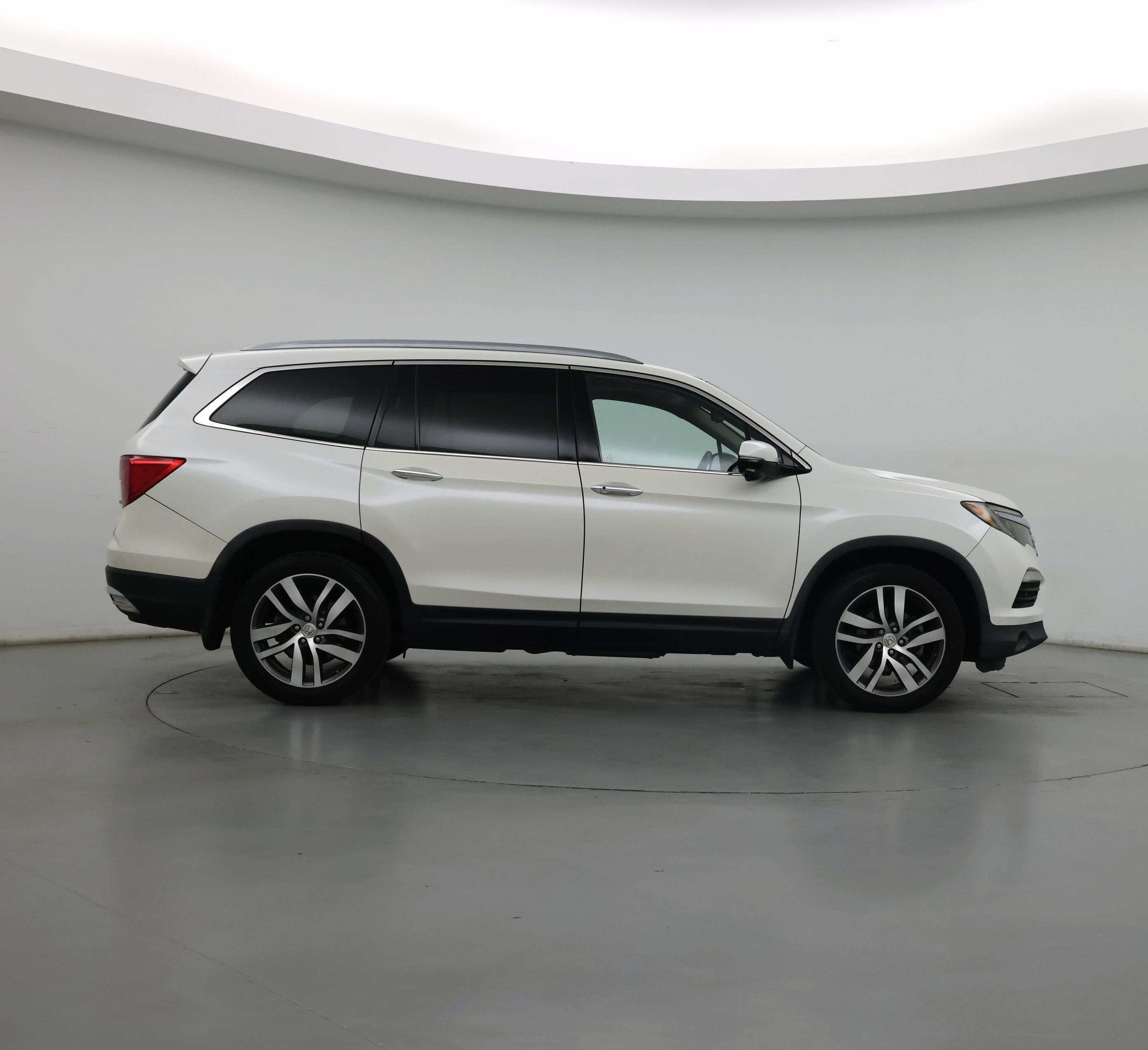 Thumbnail: 2016 Honda Pilot - 7