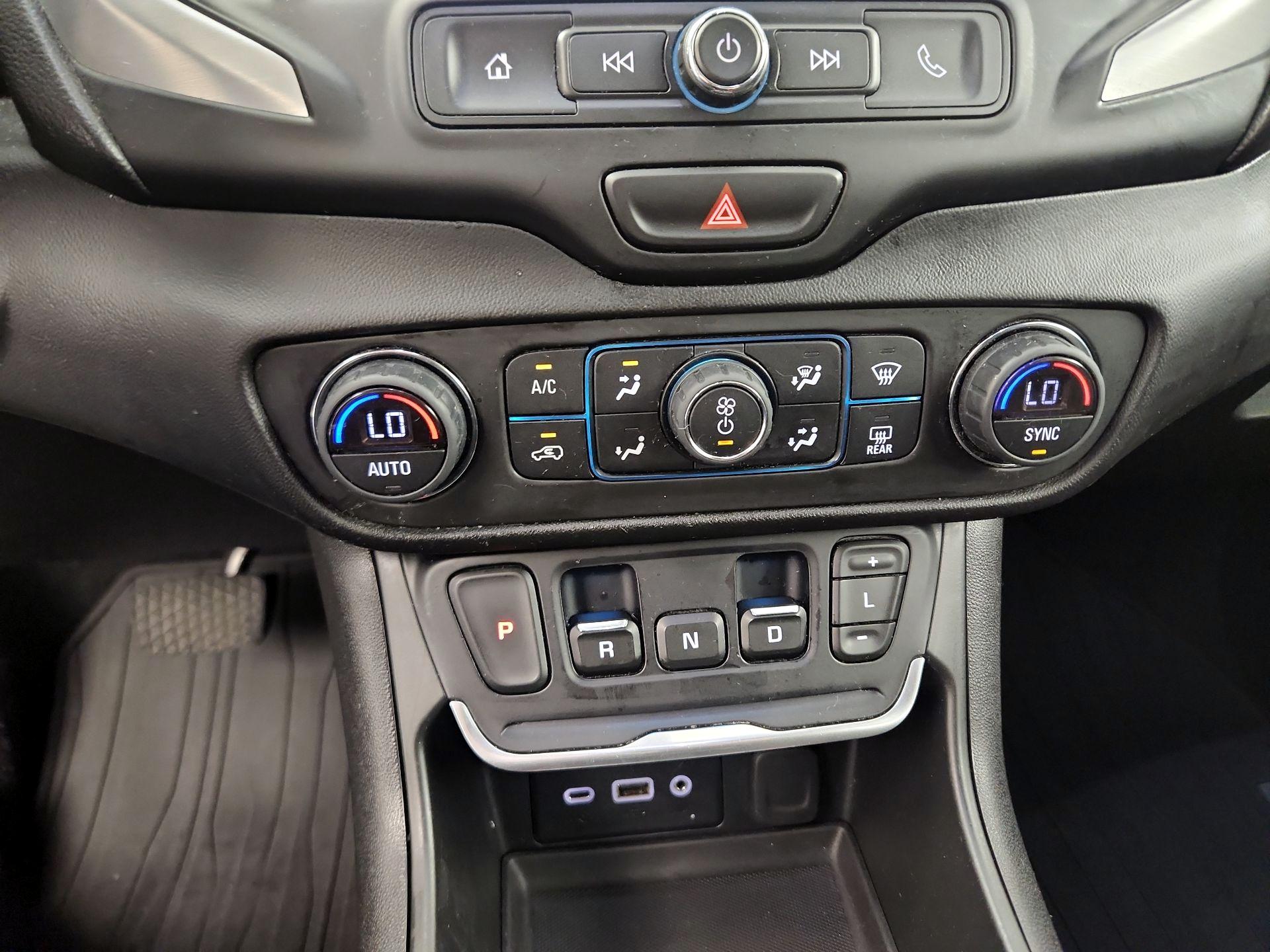 Thumbnail: 2019 GMC Terrain - 16