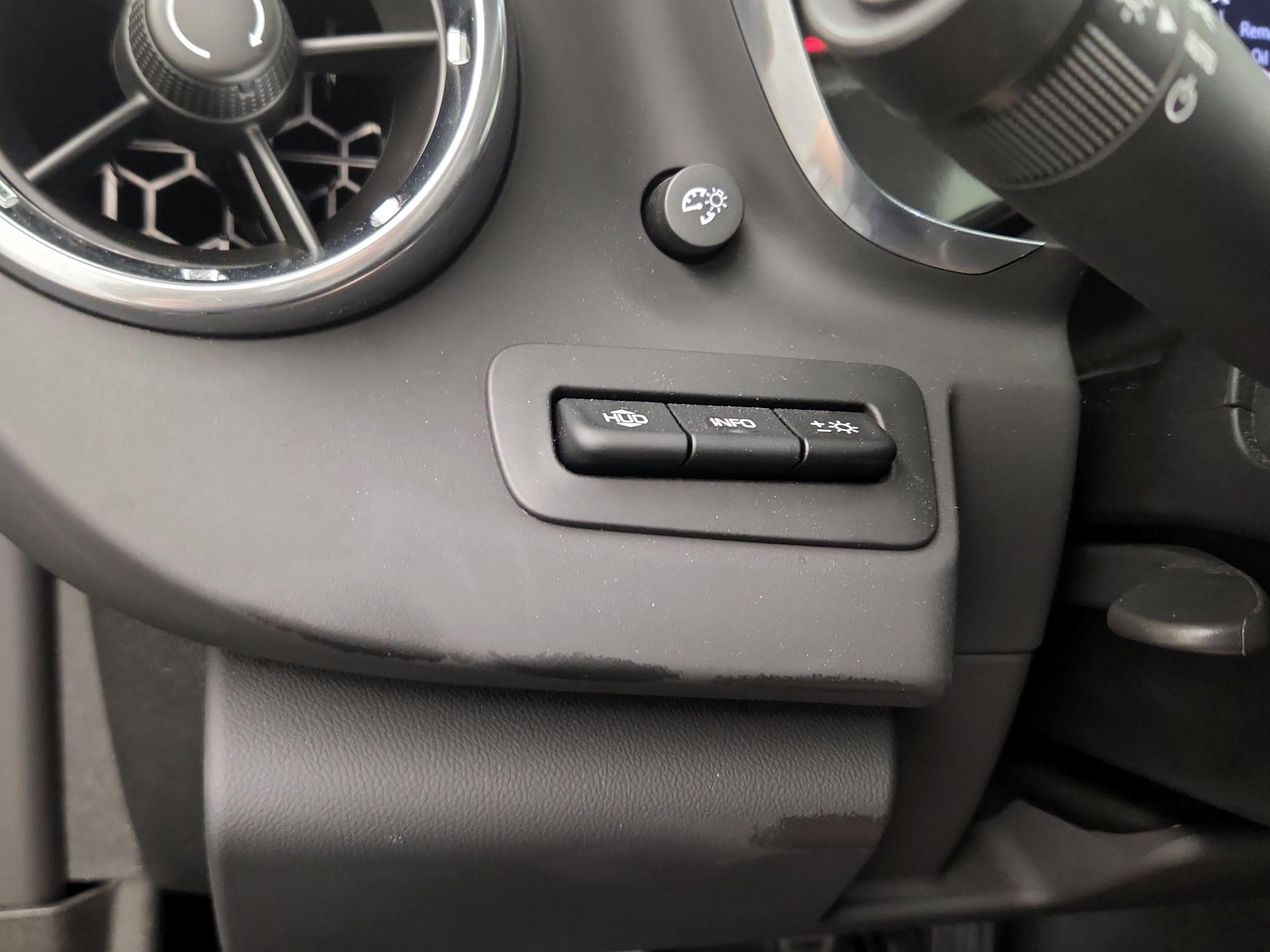 Thumbnail: 2020 Chevrolet Camaro - 13