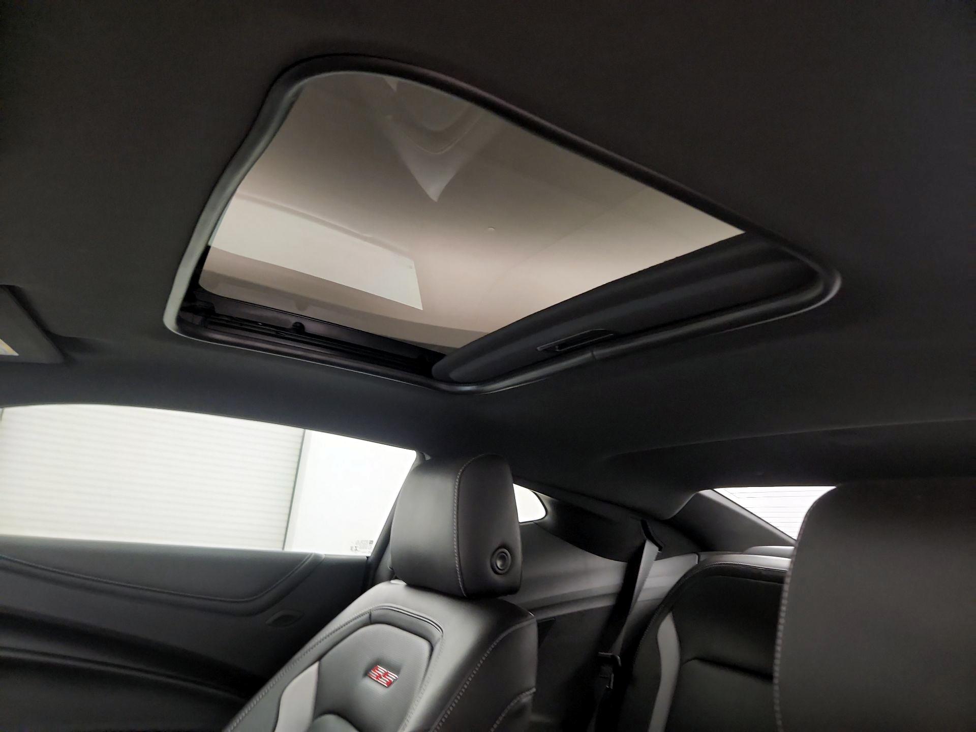 Thumbnail: 2020 Chevrolet Camaro - 19