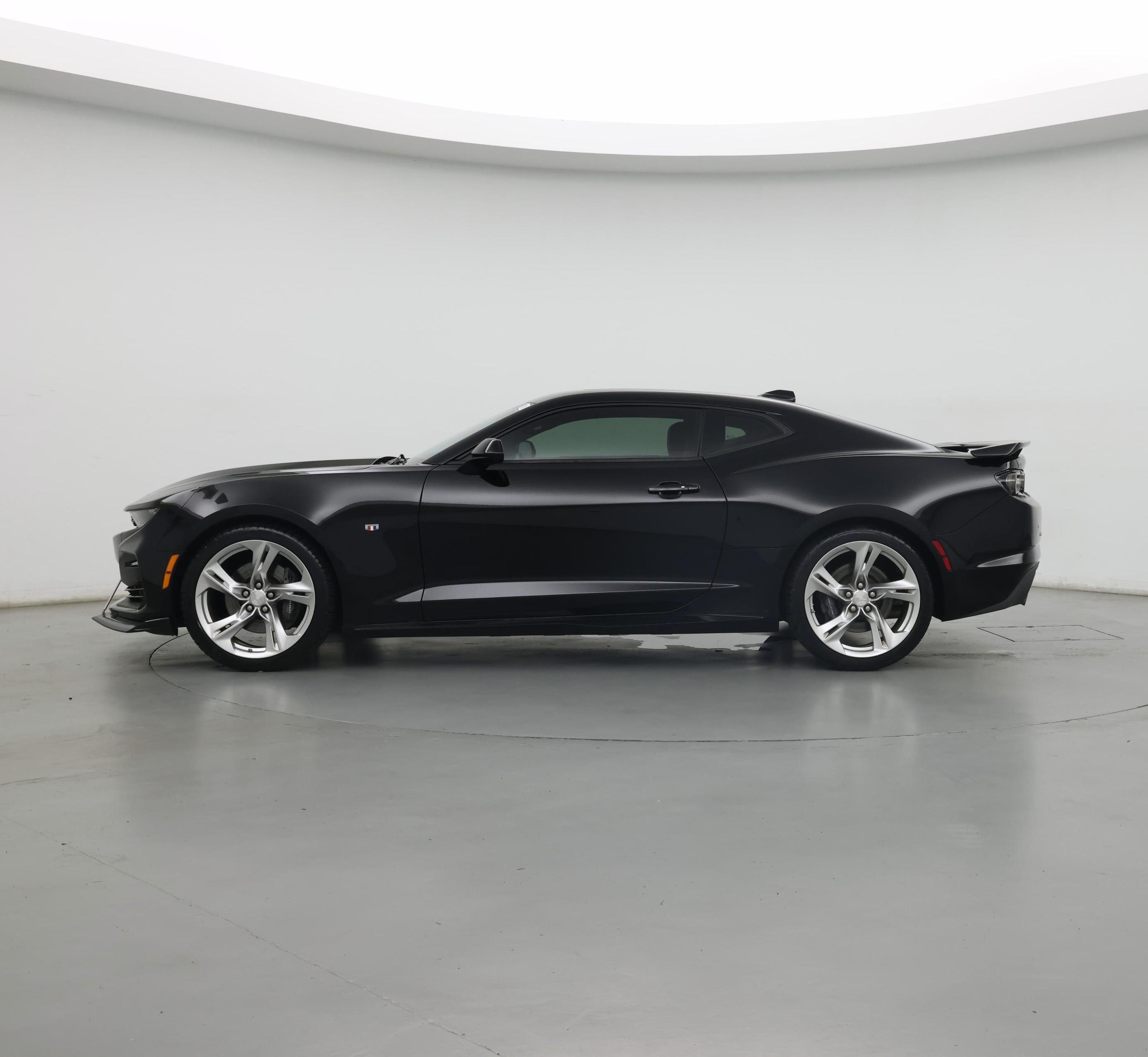 Thumbnail: 2020 Chevrolet Camaro - 3