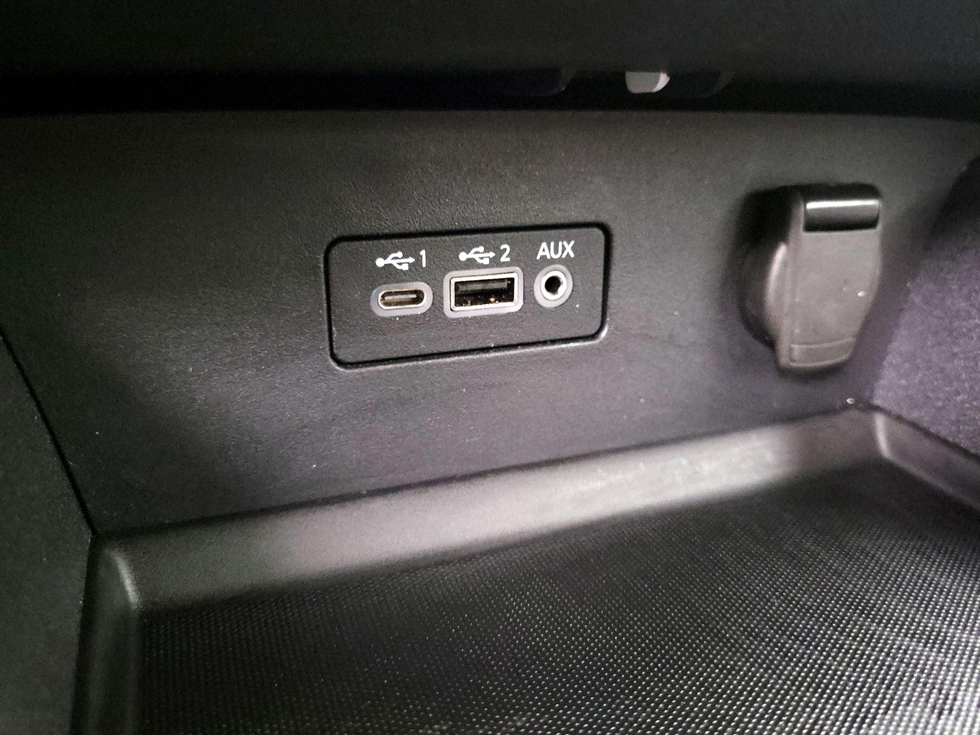 Thumbnail: 2022 Nissan Altima - 18