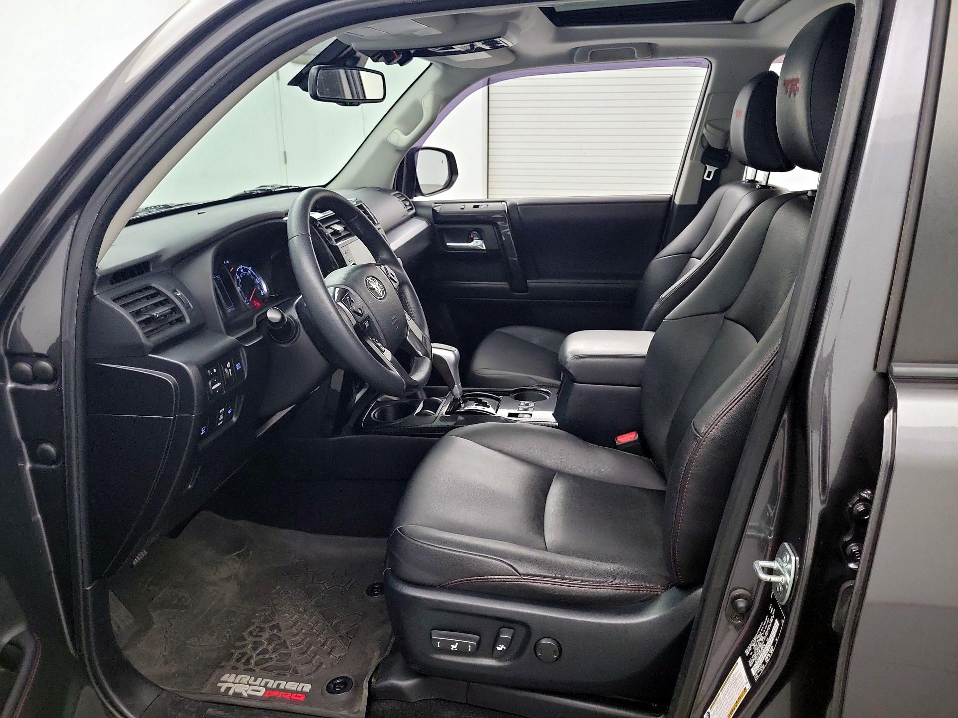 Thumbnail: 2022 Toyota 4Runner - 11