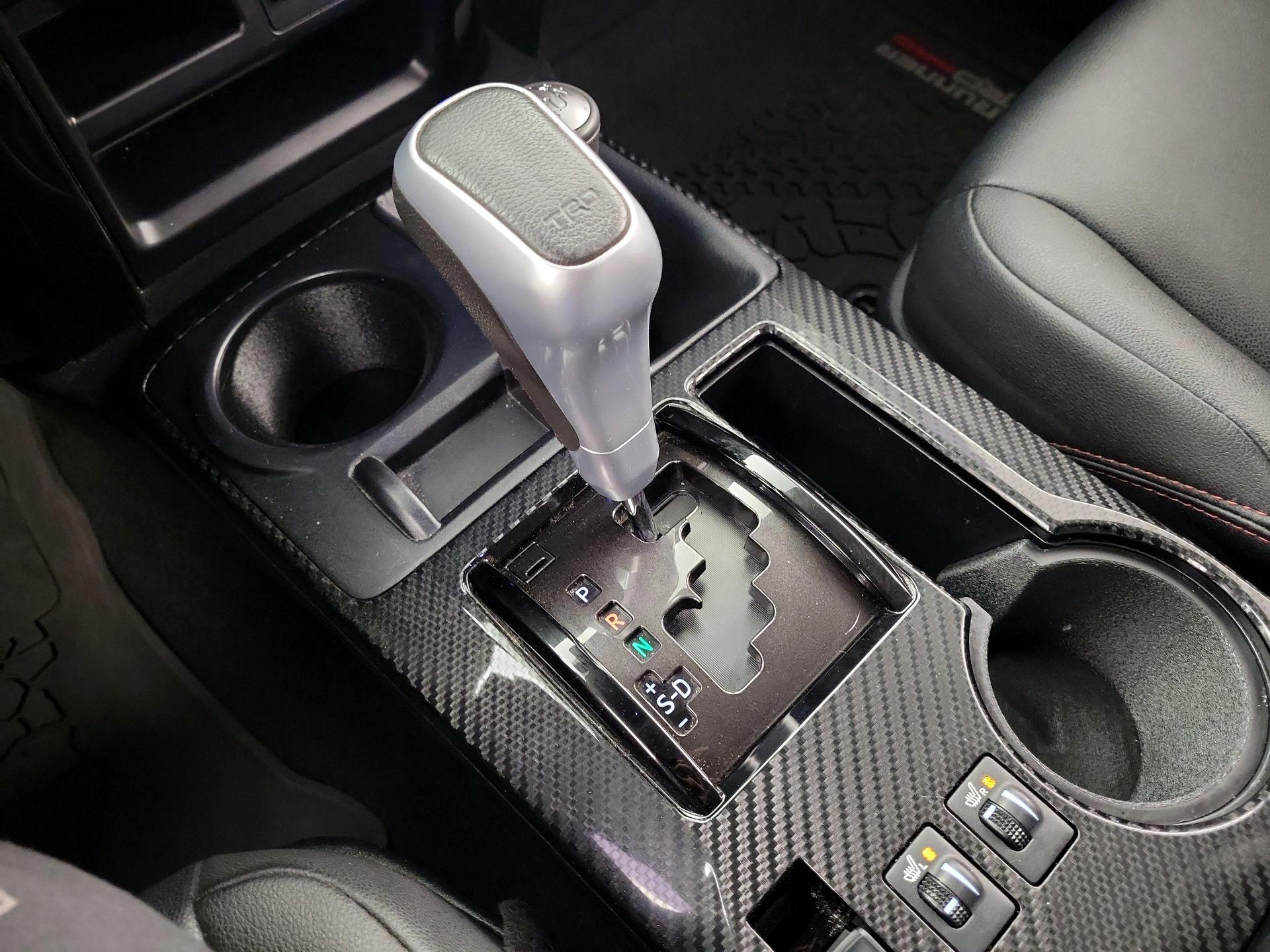 Thumbnail: 2022 Toyota 4Runner - 18