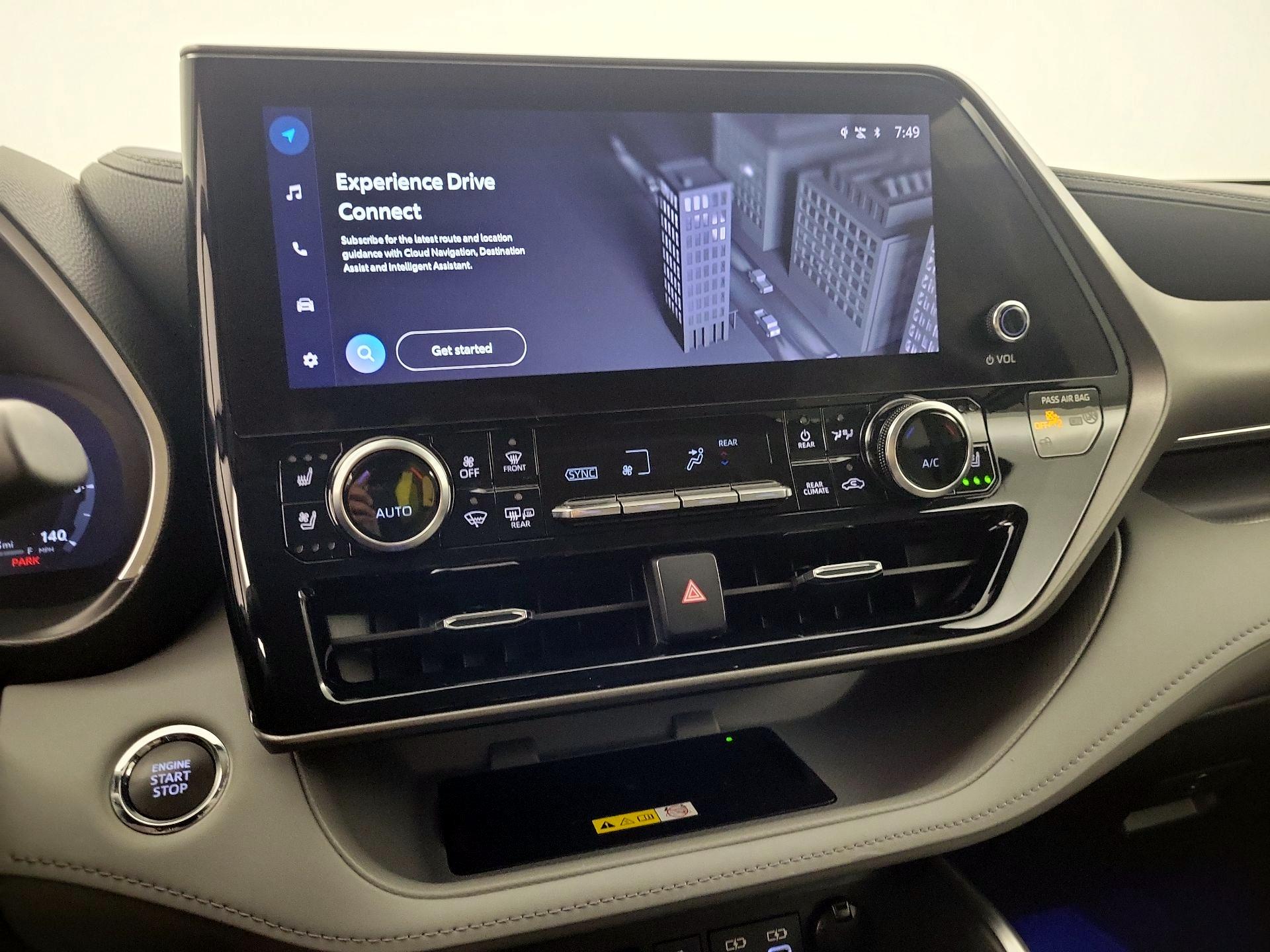 Thumbnail: 2023 Toyota Highlander - 16