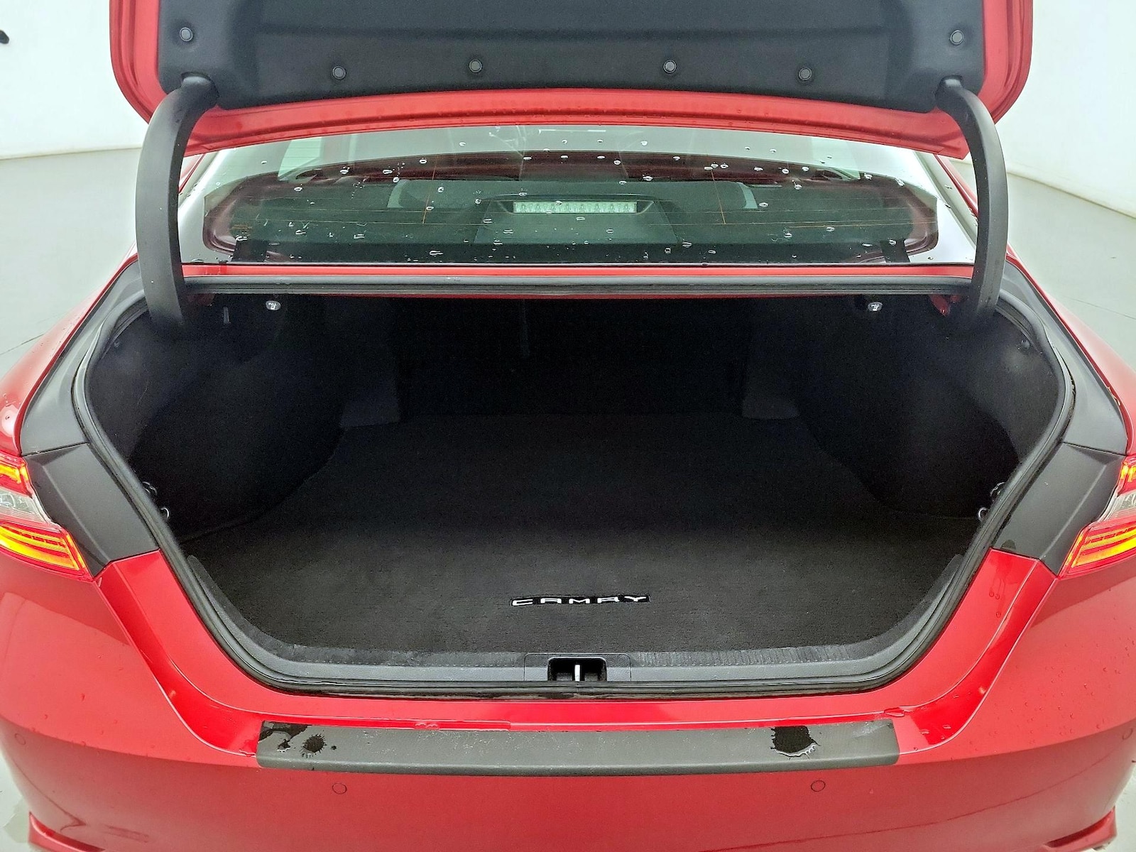 2019 Toyota Camry XSE - Photo 22