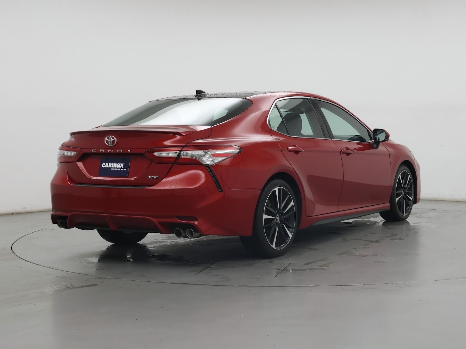 2019 Toyota Camry XSE - Photo 9
