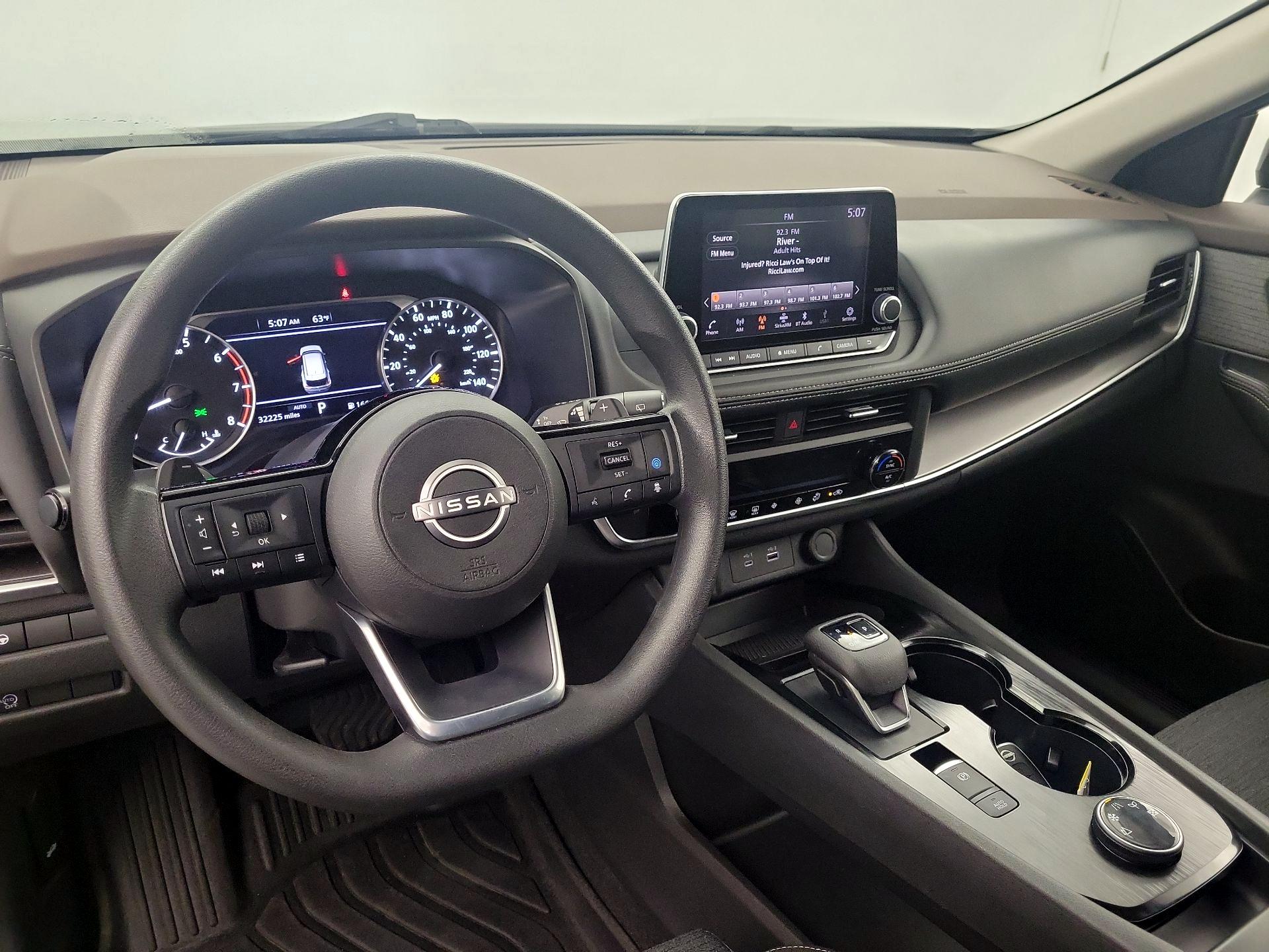 Thumbnail: 2023 Nissan Rogue - 9