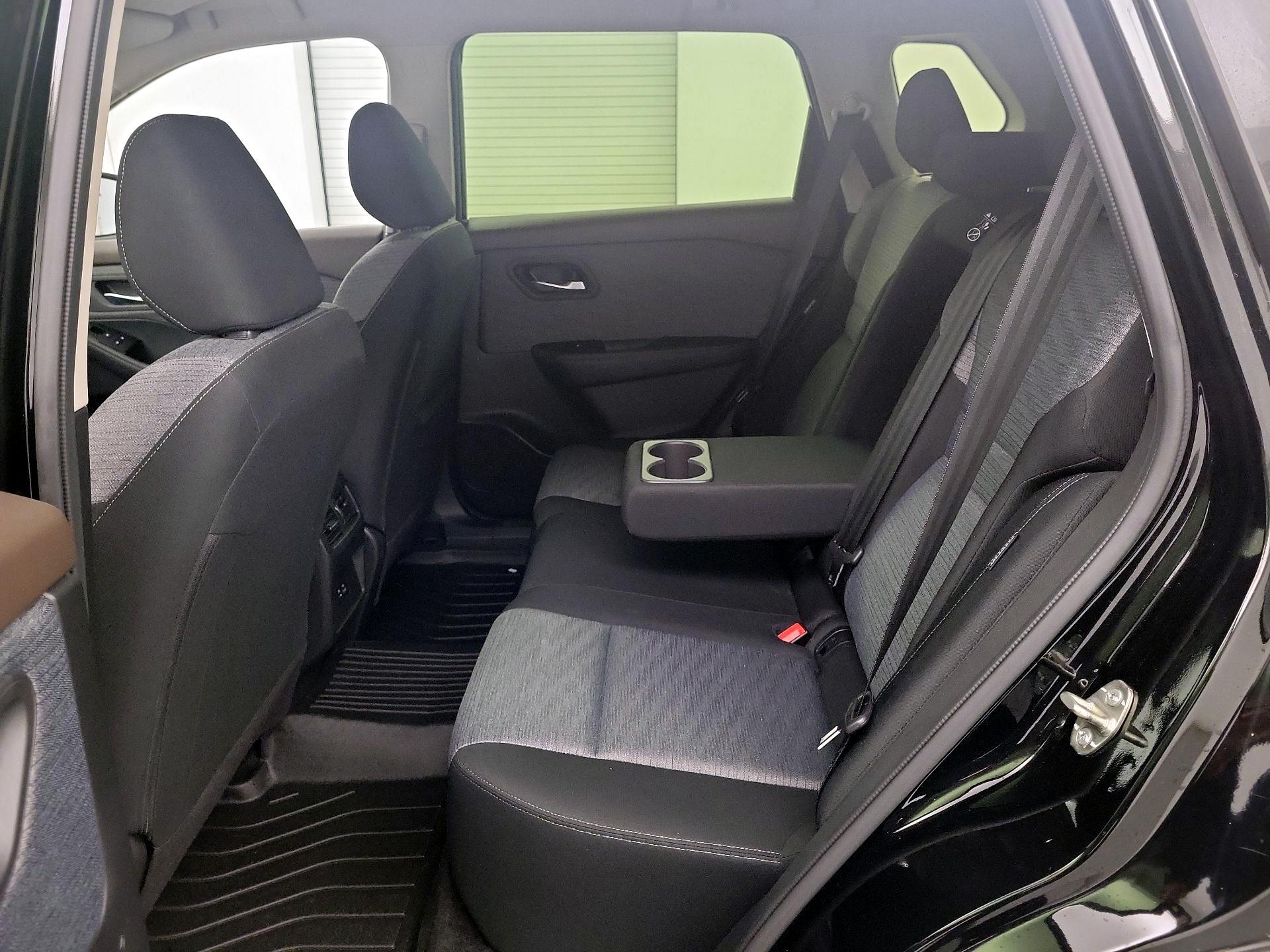 Thumbnail: 2023 Nissan Rogue - 18