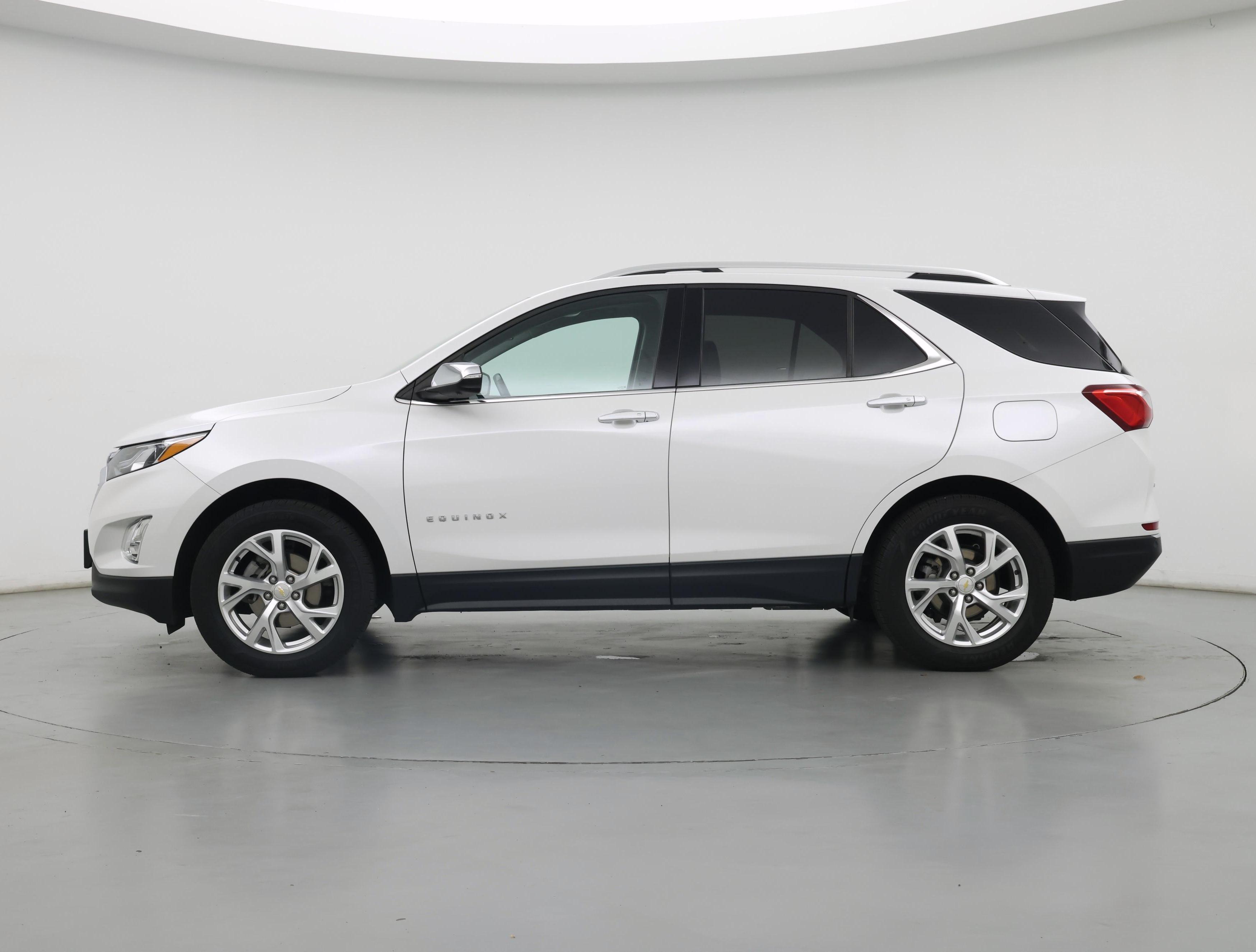 Thumbnail: 2019 Chevrolet Equinox - 3