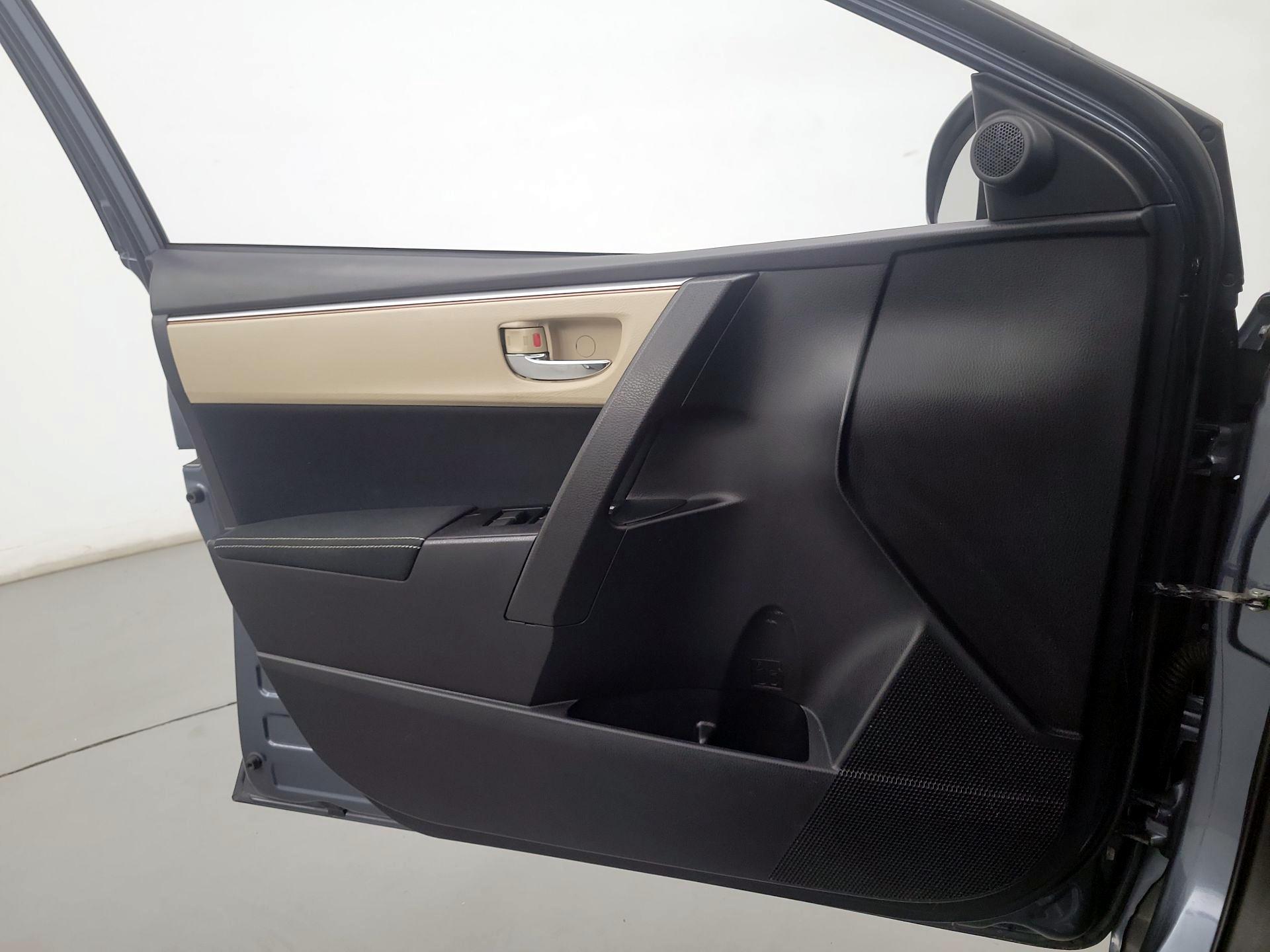 Thumbnail: 2016 Toyota Corolla - 12