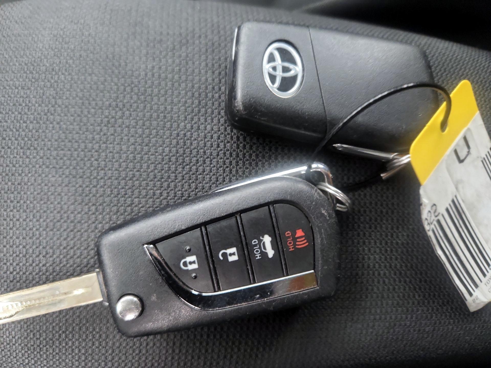 Thumbnail: 2022 Toyota Corolla - 20