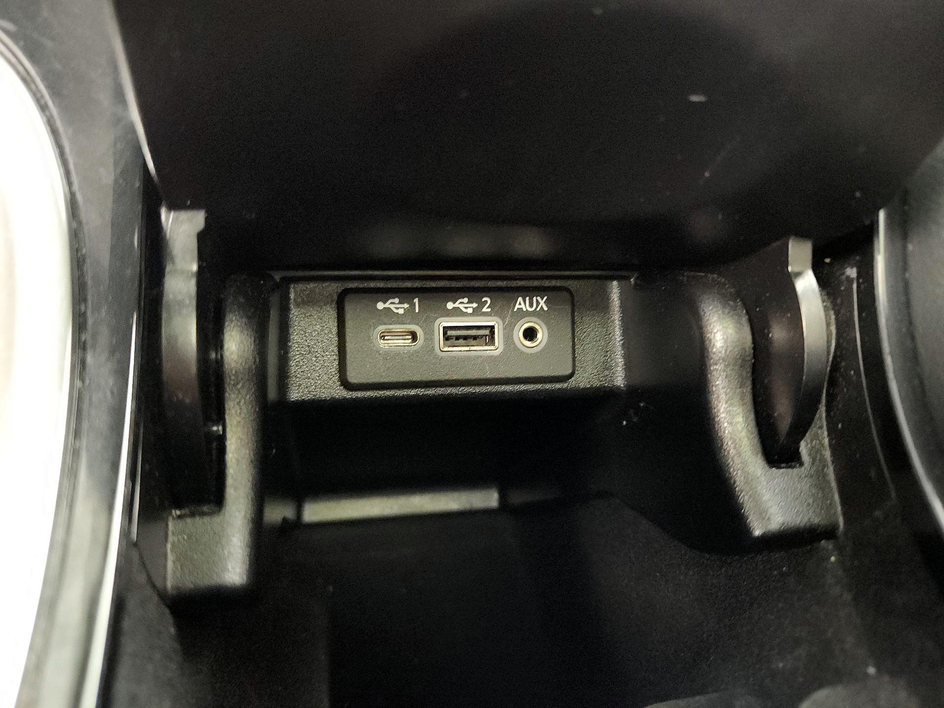 Thumbnail: 2023 Nissan Maxima - 19