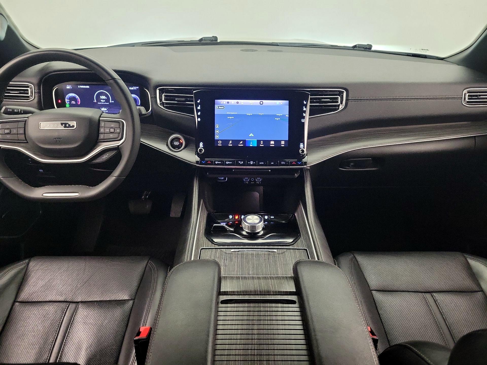 Thumbnail: 2023 Jeep Wagoneer - 9