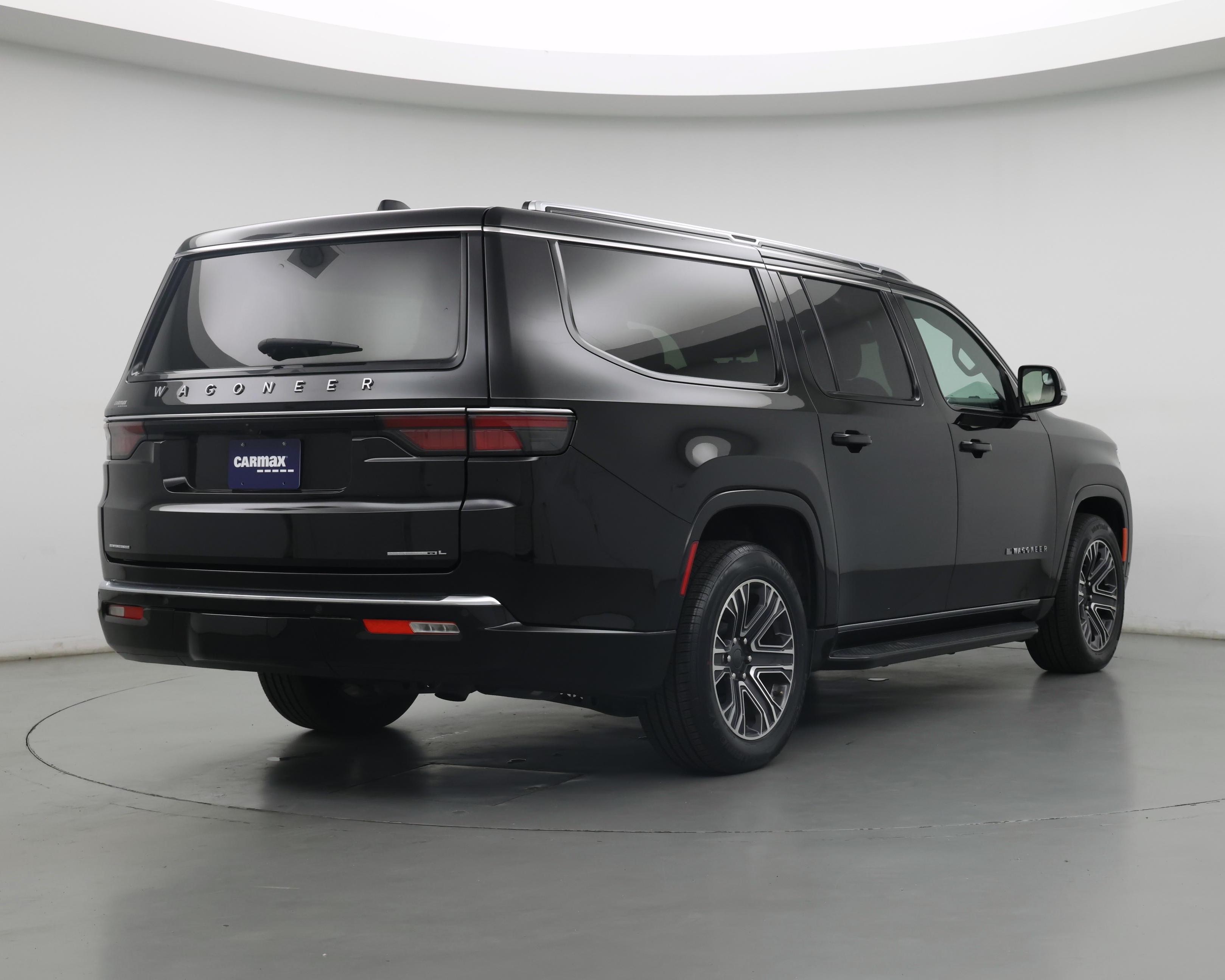 Thumbnail: 2023 Jeep Wagoneer - 8