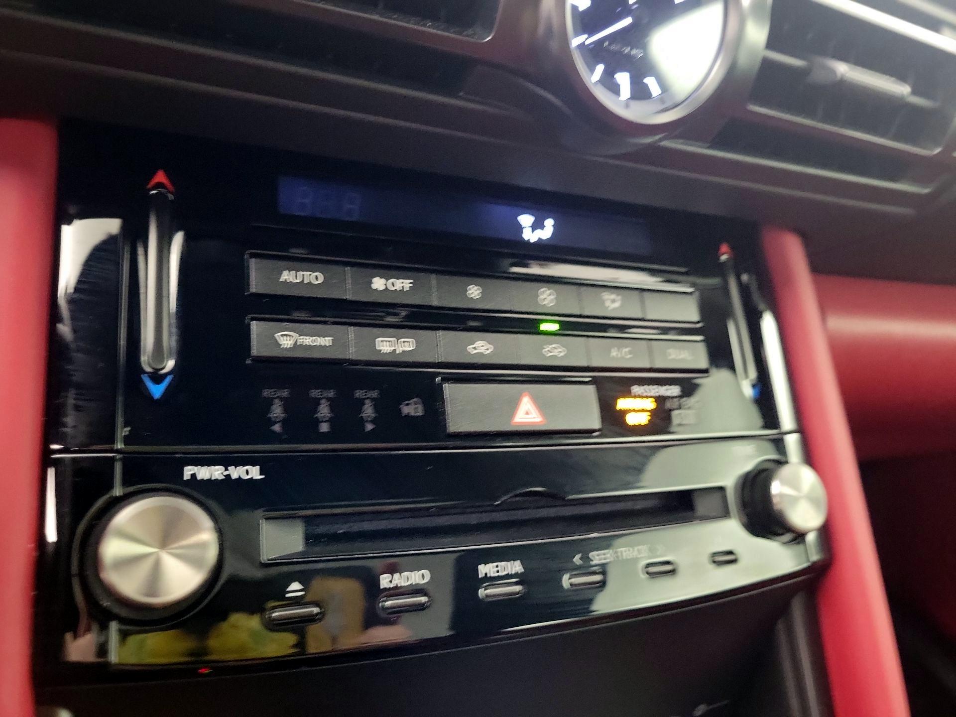 Thumbnail: 2023 Lexus IS - 16