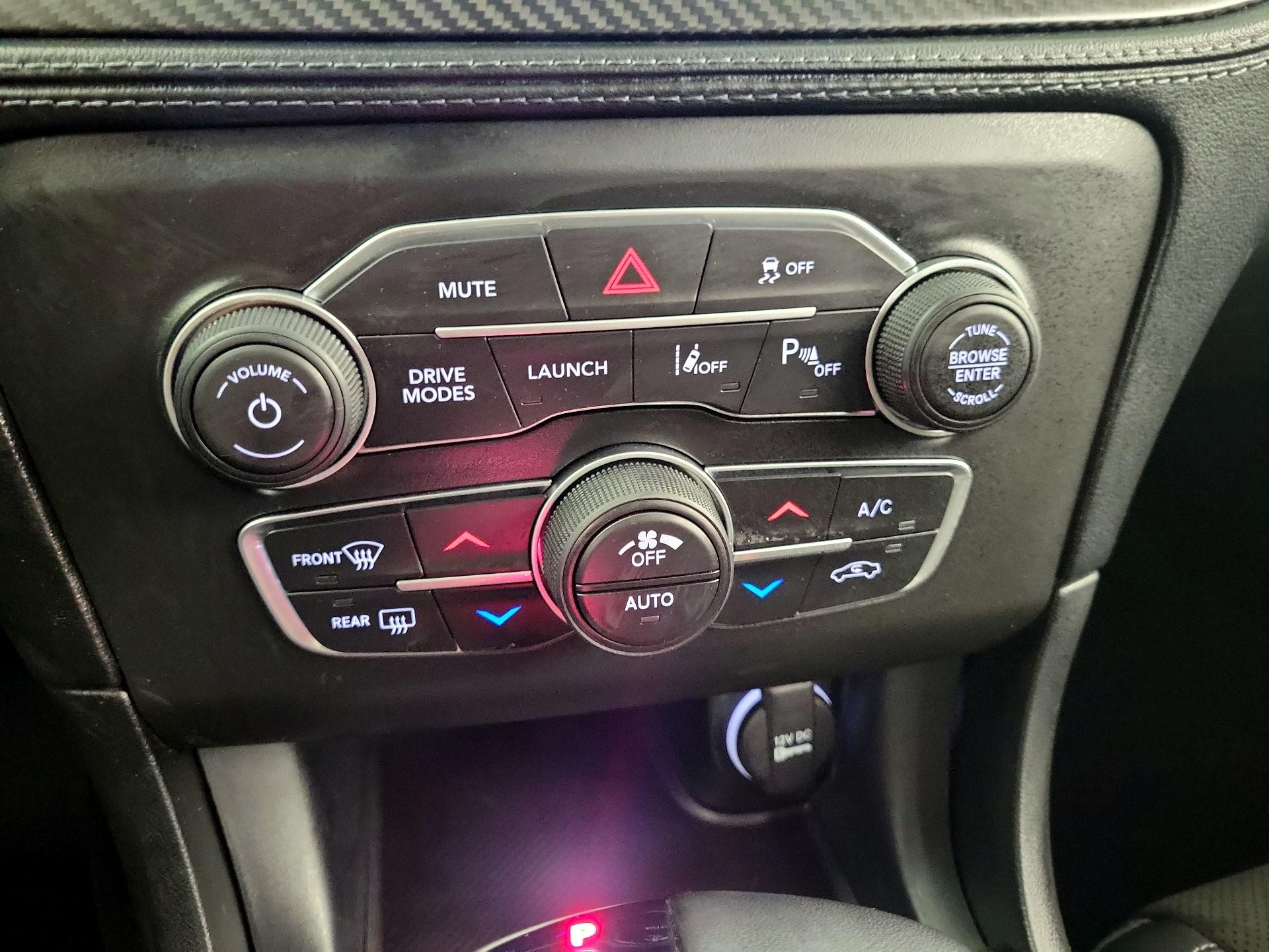 Thumbnail: 2021 Dodge Charger - 17