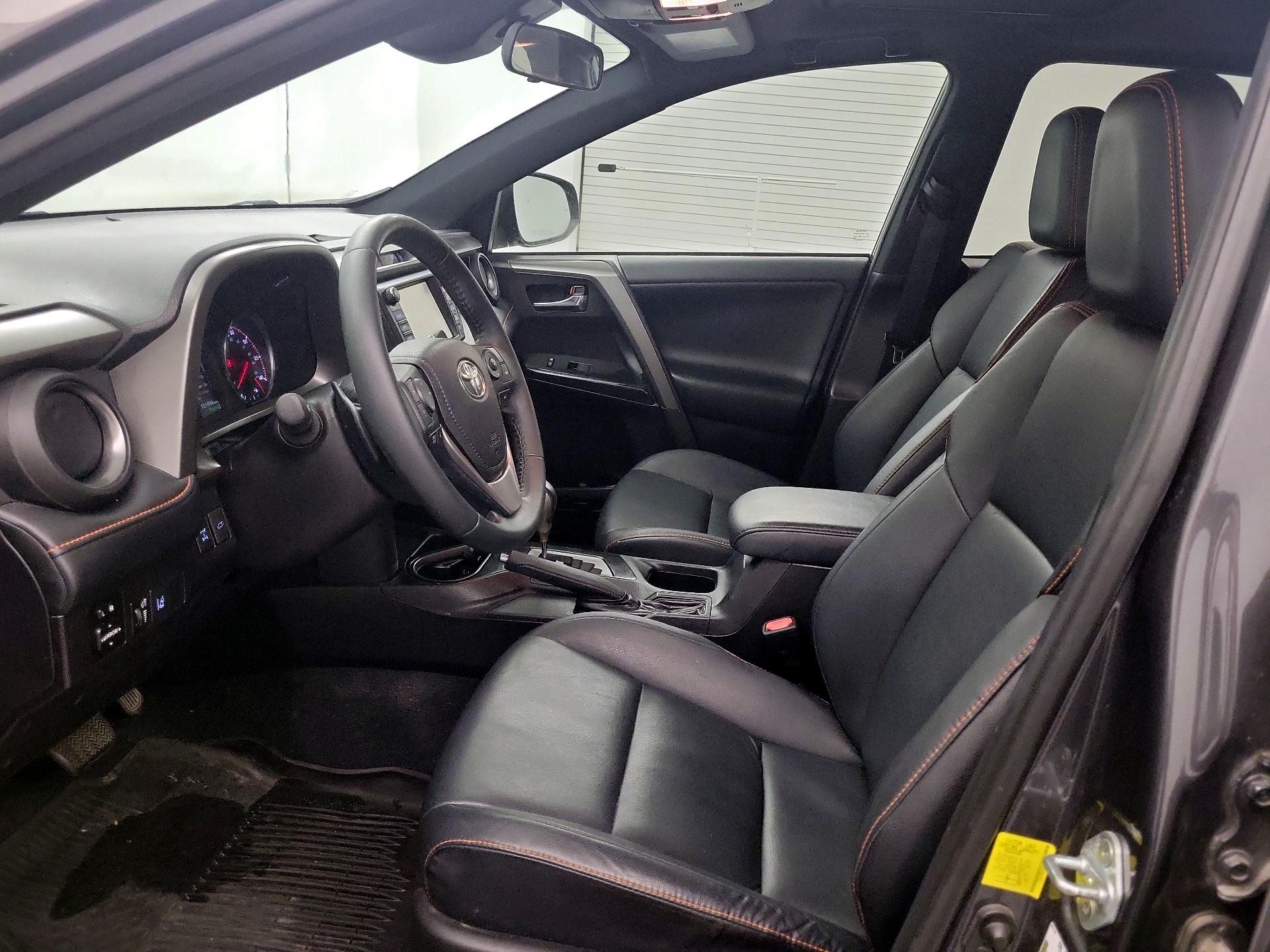Thumbnail: 2017 Toyota RAV4 - 11