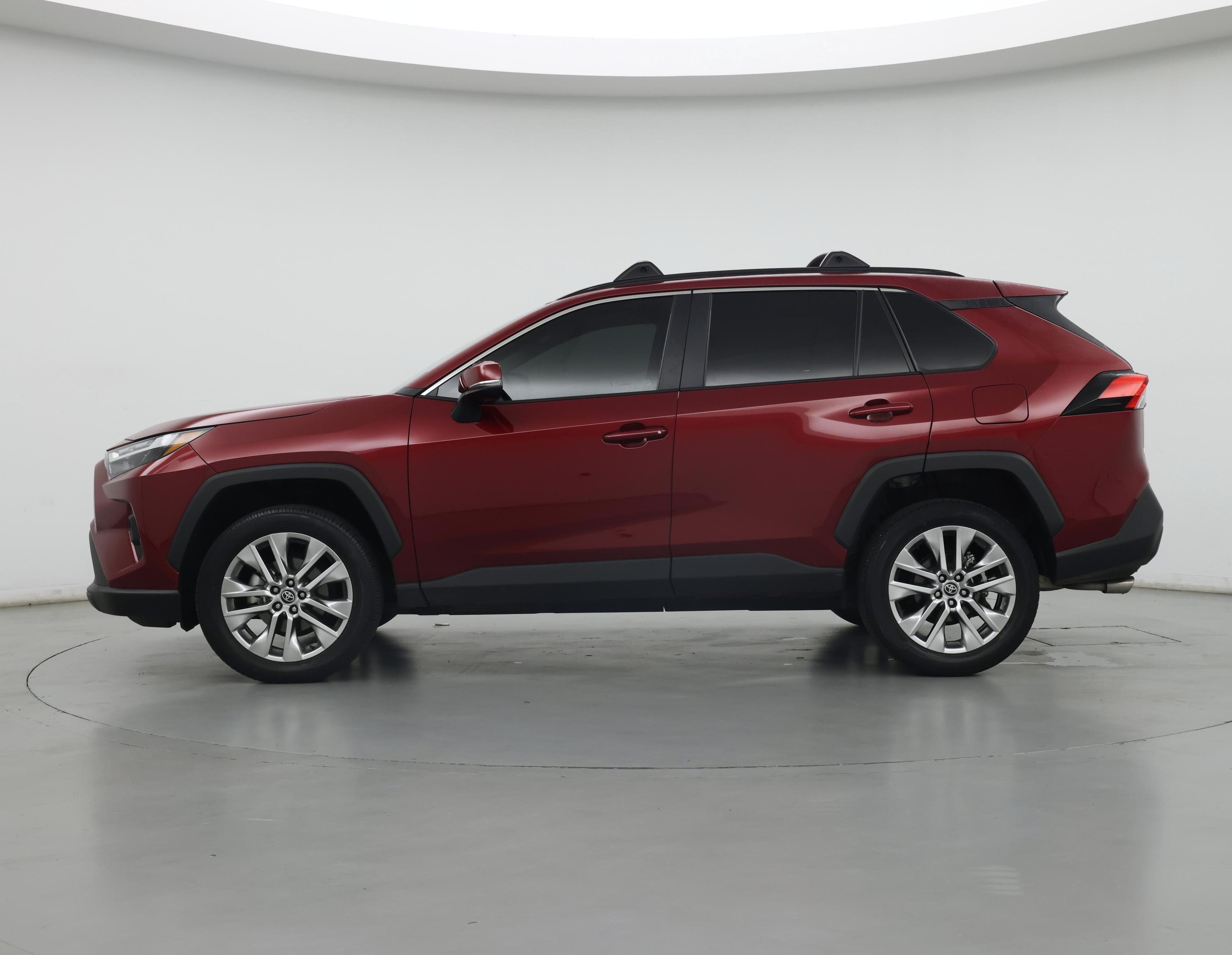 Thumbnail: 2025 Toyota RAV4 - 3