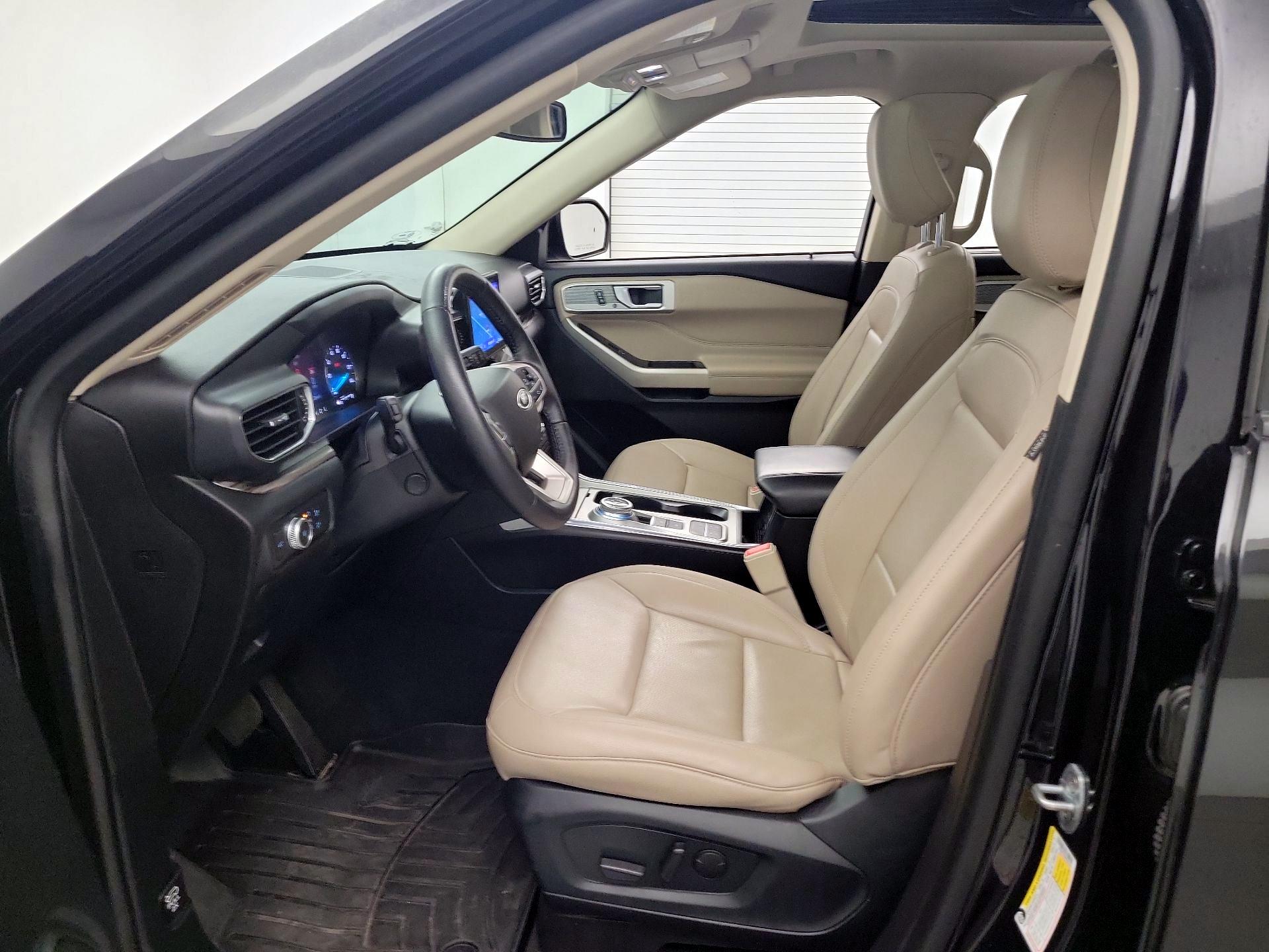 Thumbnail: 2022 Ford Explorer - 11