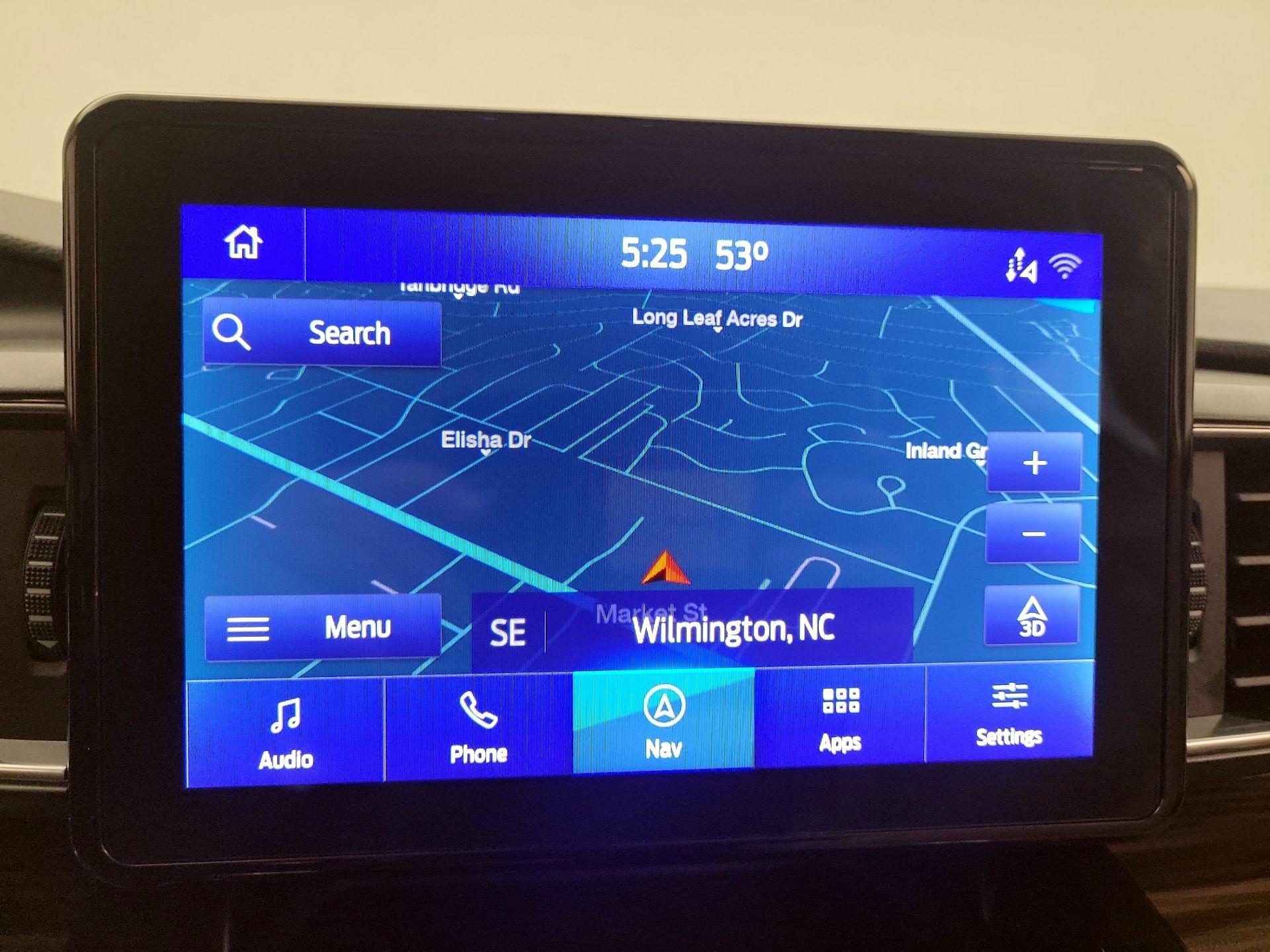 Thumbnail: 2022 Ford Explorer - 14